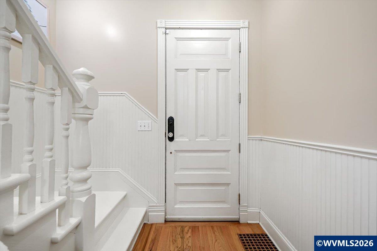 244 NW 8th St