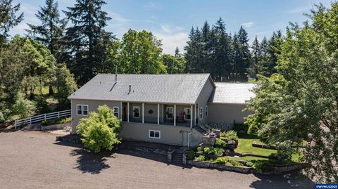 39844 McDowell Creek Dr Lebanon OR 97355