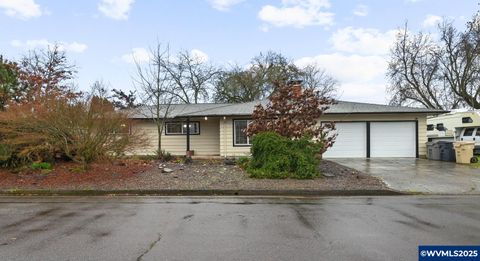 2617 Fulton St SE St Albany OR 97322