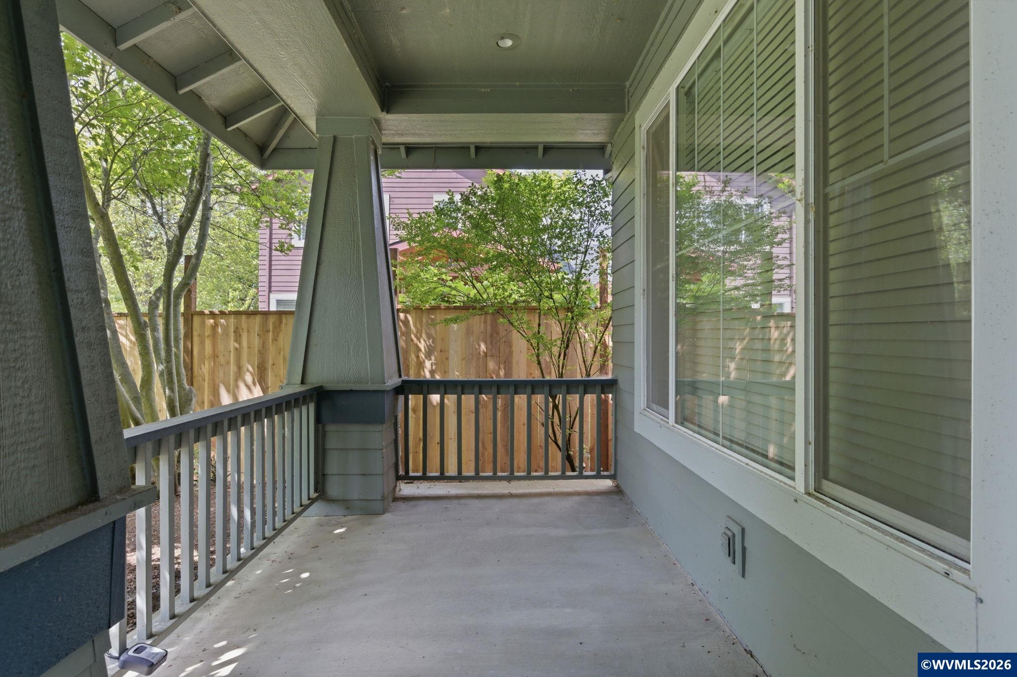 5475 Charles Wy