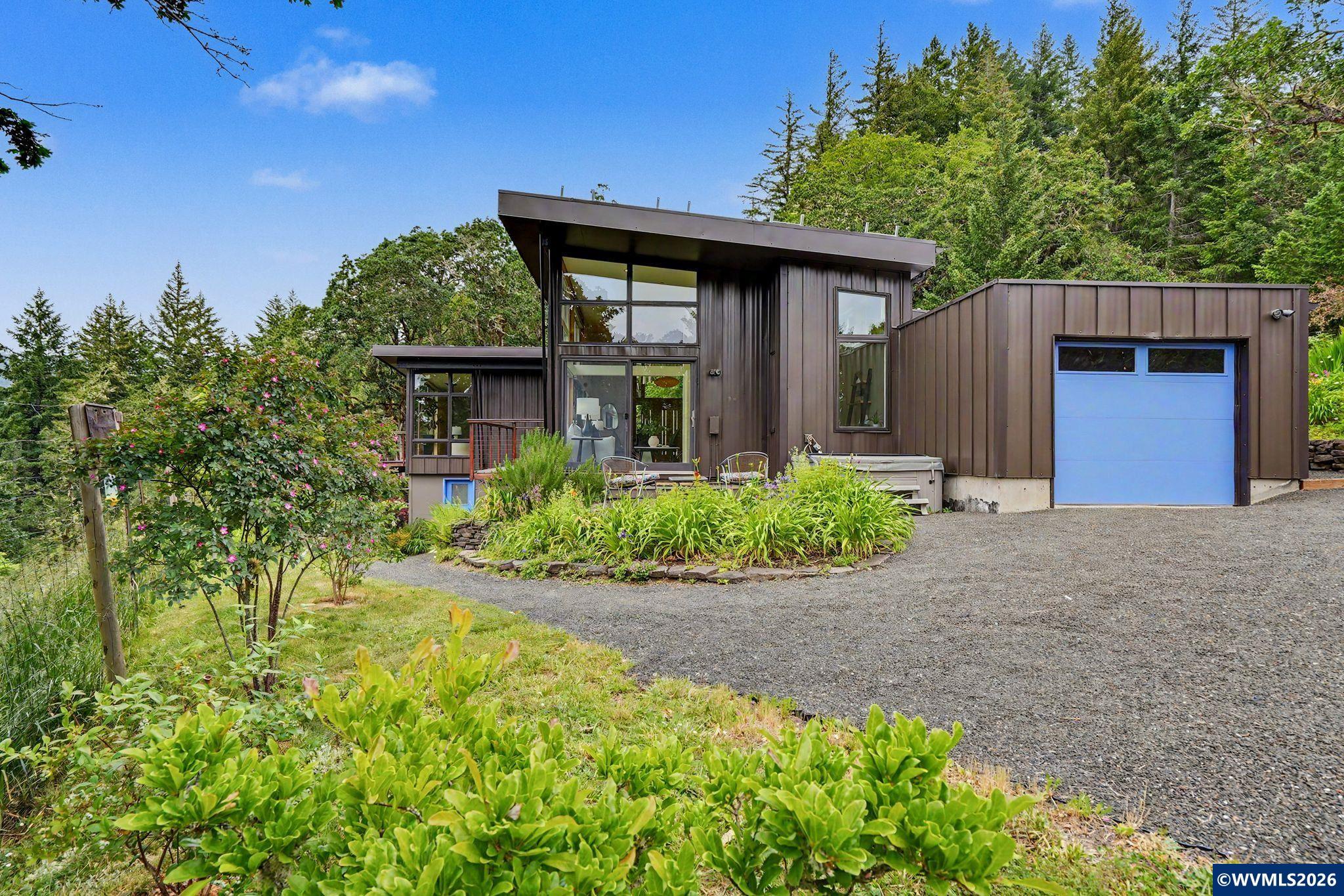 7032 NW Blacktail Trail Dr