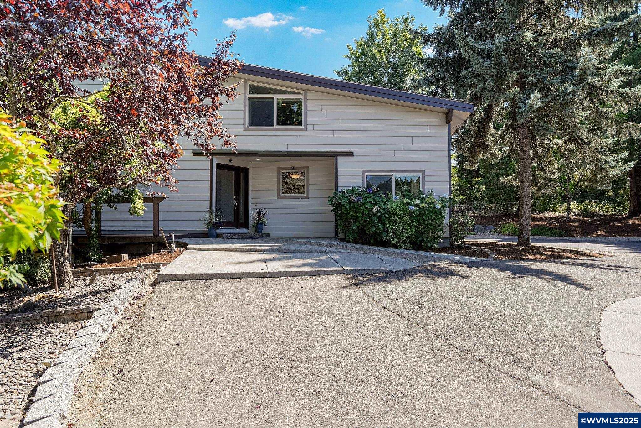 3714 Wishram Dr NW