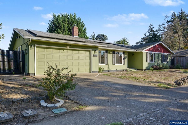 2323 LATONA DR NE, KEIZER, OR 97303 - Image 095a40ae573d2a264bf212b7fe72a708/2536473895