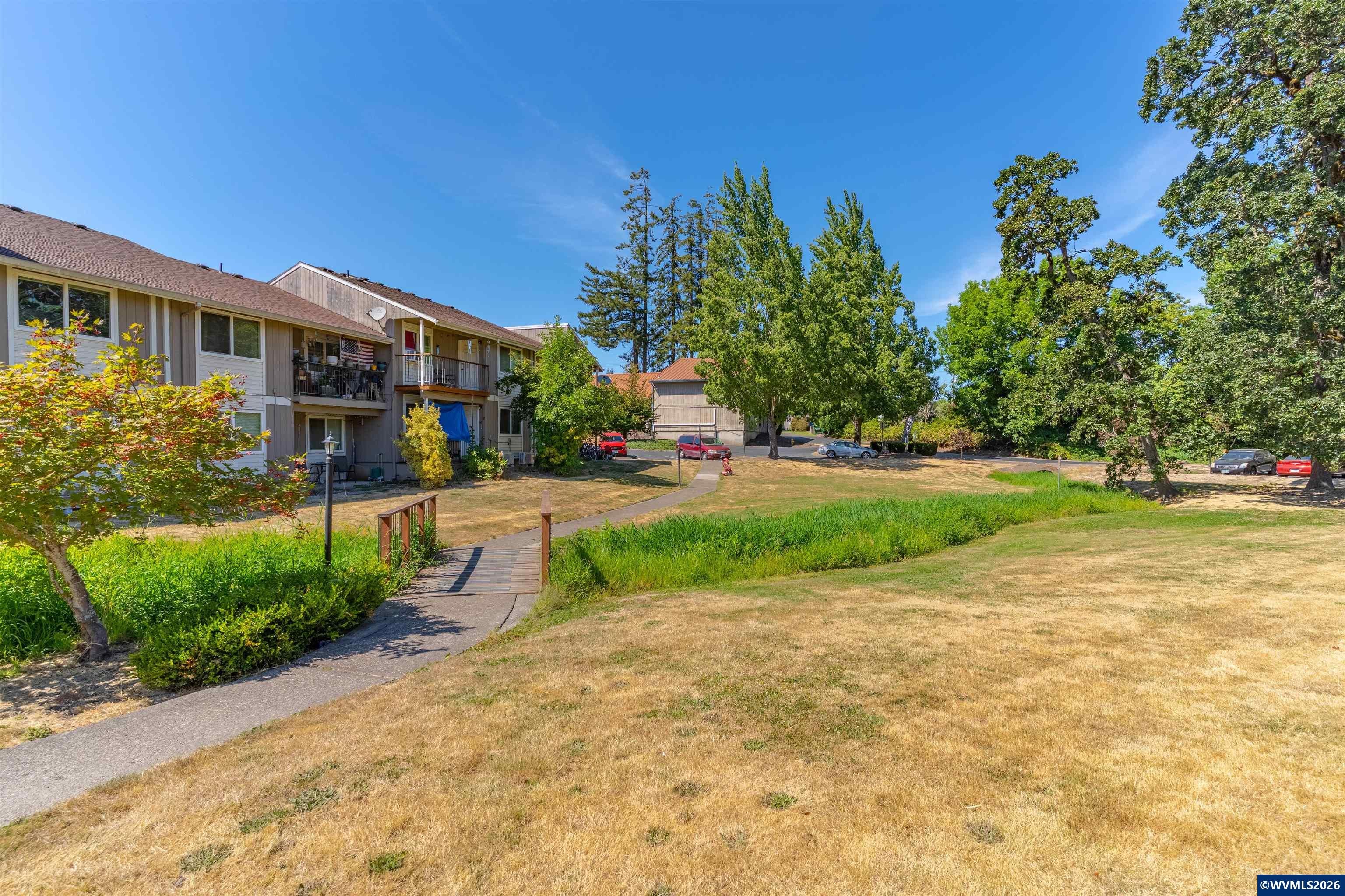 2048 NE Highway 99W Hwy
