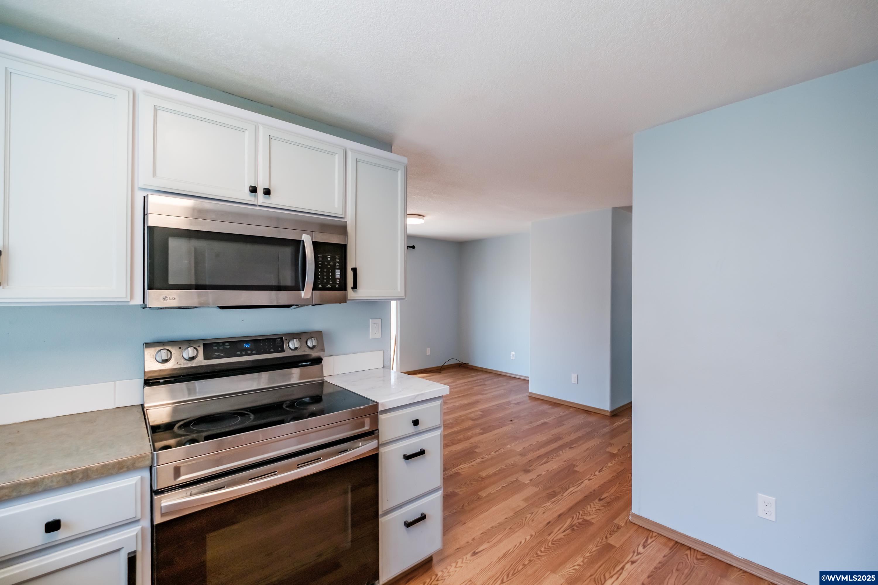 Lebanon, Oregon 97355, United States, 3 Bedrooms Bedrooms, ,3 BathroomsBathrooms,Residential,Active,177223