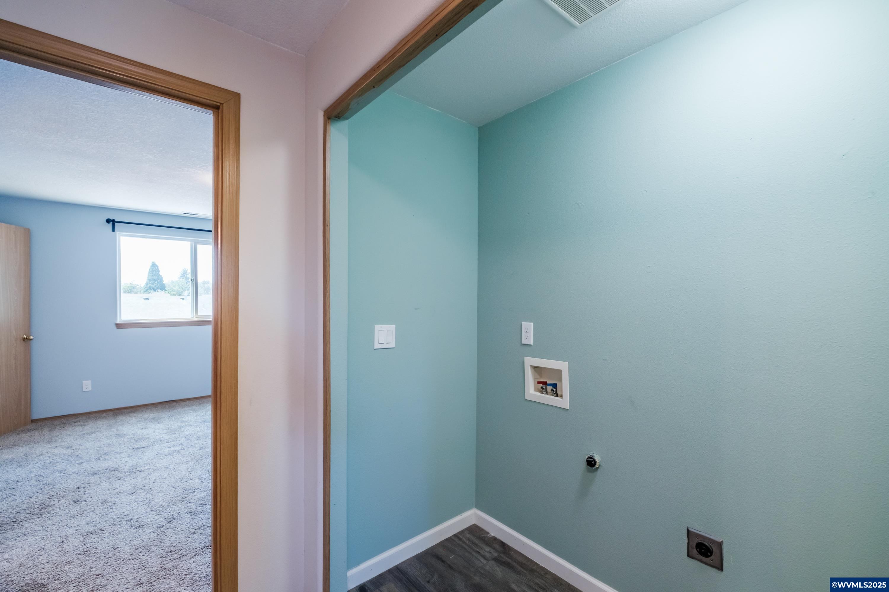 Lebanon, Oregon 97355, United States, 3 Bedrooms Bedrooms, ,3 BathroomsBathrooms,Residential,Active,177223