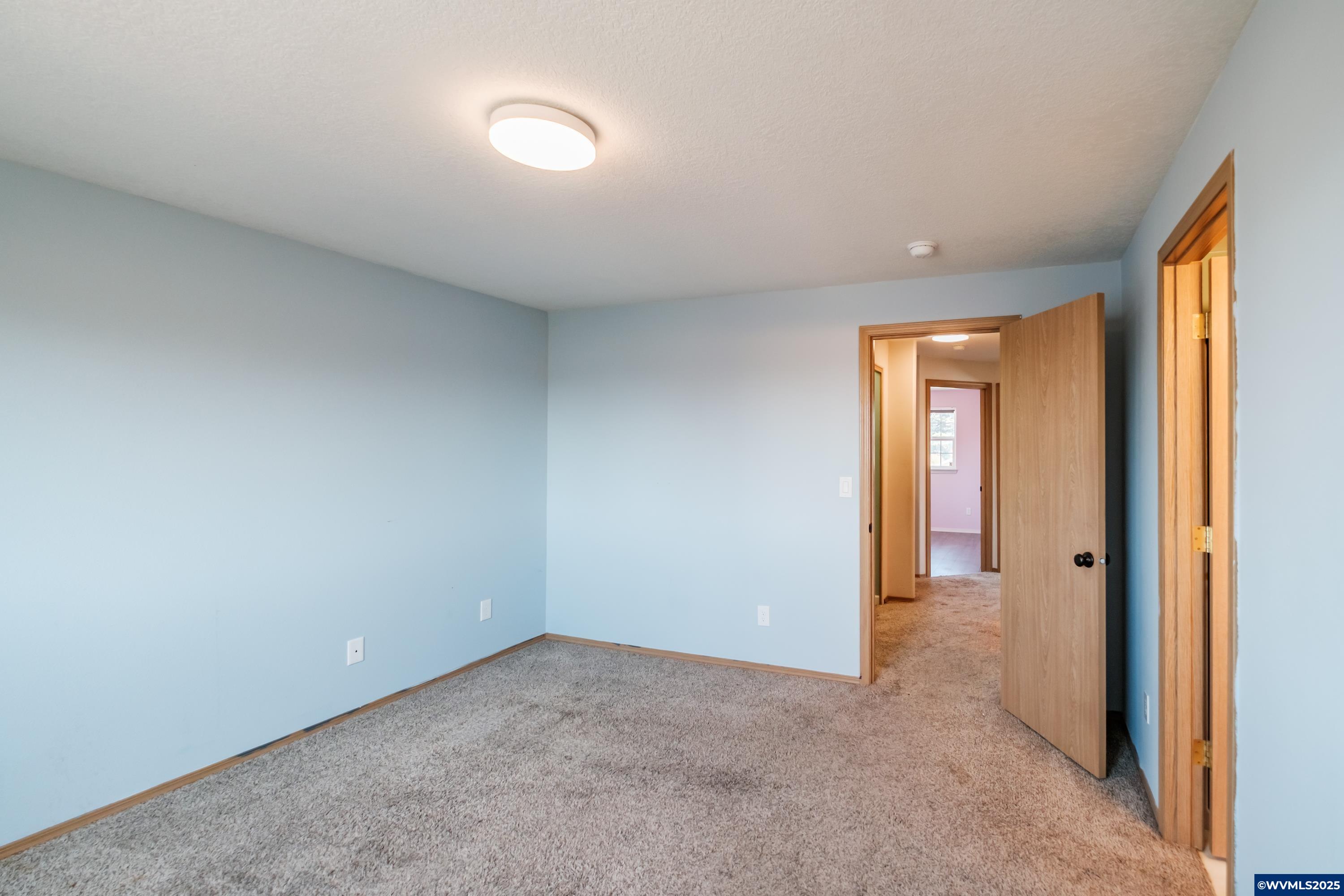 Lebanon, Oregon 97355, United States, 3 Bedrooms Bedrooms, ,3 BathroomsBathrooms,Residential,Active,177223