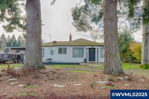 661 SE Hankel St St Dallas OR 97338