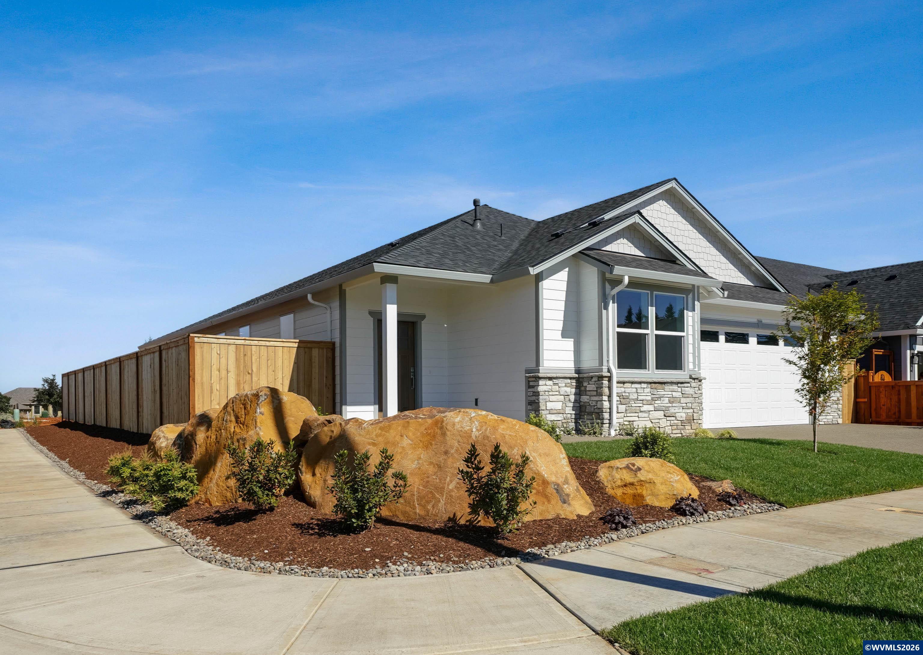 760 Emily Grace Ct SE