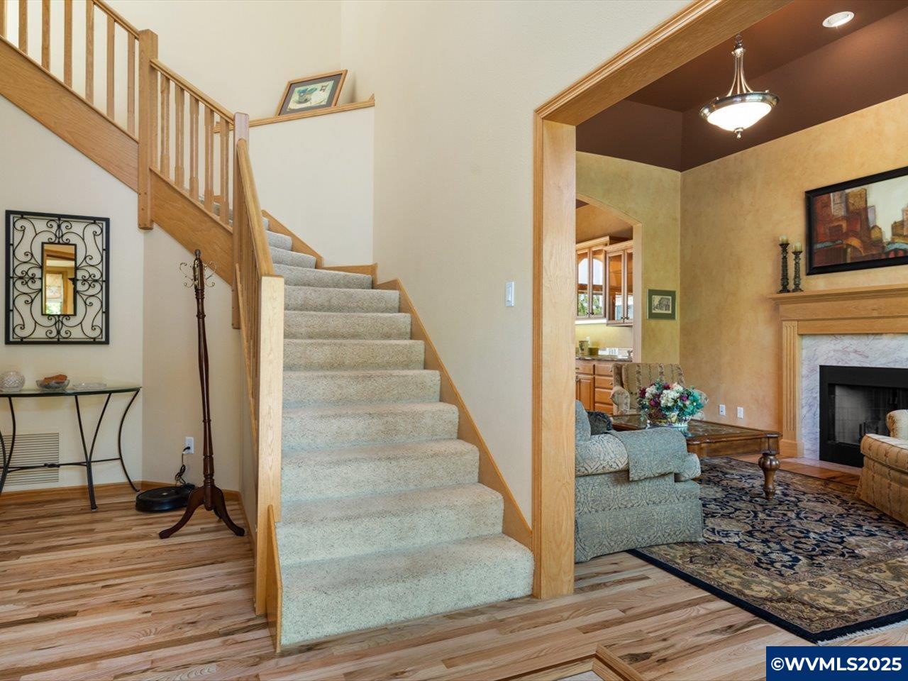 2632 SW Brooklane Dr