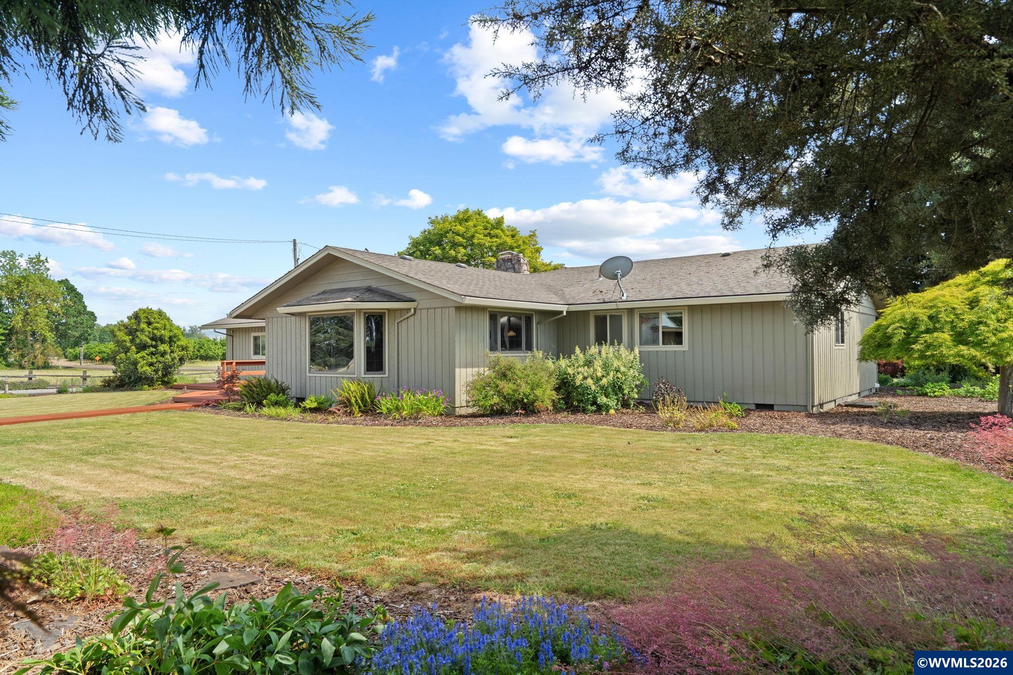 9931 S Highway 211