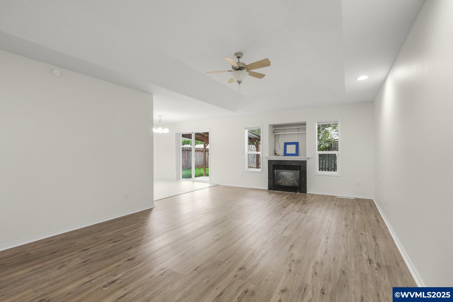 1930 Salmon Run St SW