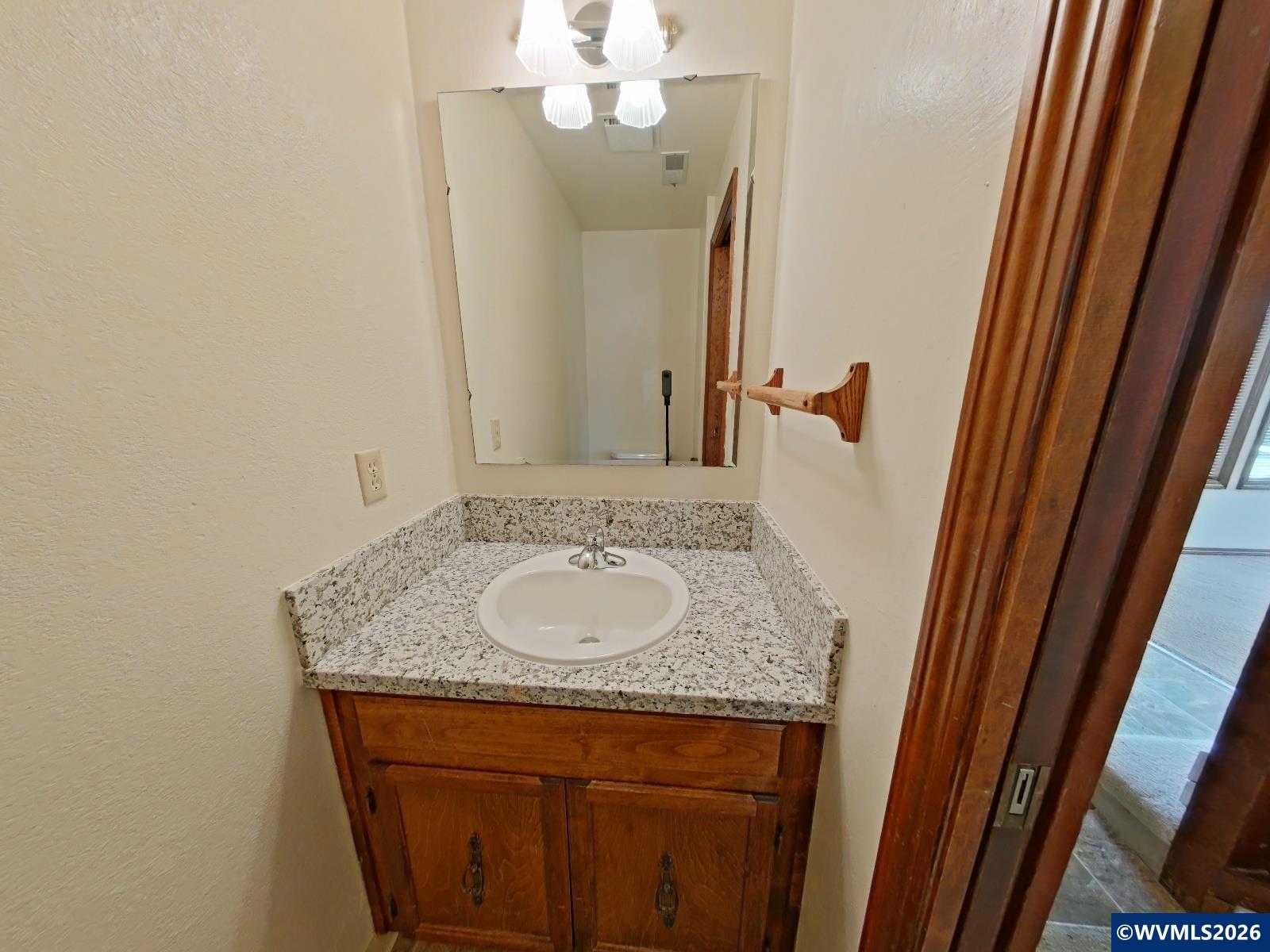 3146 NW Greenbriar Pl