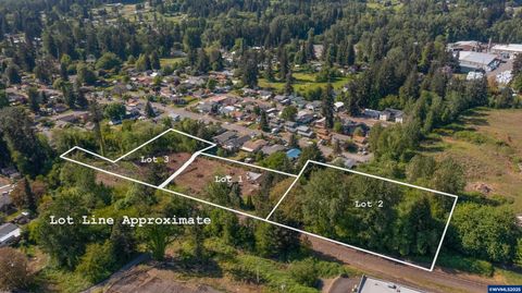 1400 Nandina St Sweet Home OR 97386