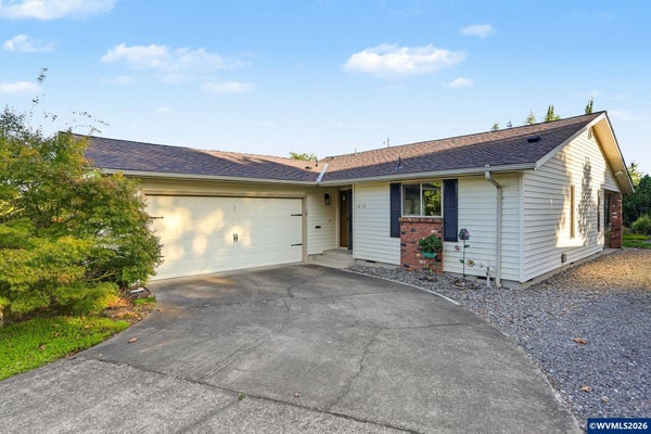1012 LEONA LN S, SALEM, OR 97302 - Image 0e63a1511da2987492b4ecced6c18577/2805468256