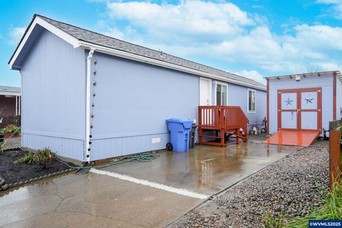 2723 Oakland Lp SE Salem OR 97317