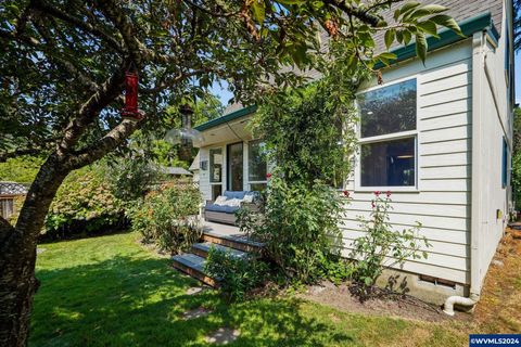 1242 NW Hillcrest Dr Corvallis OR 97330