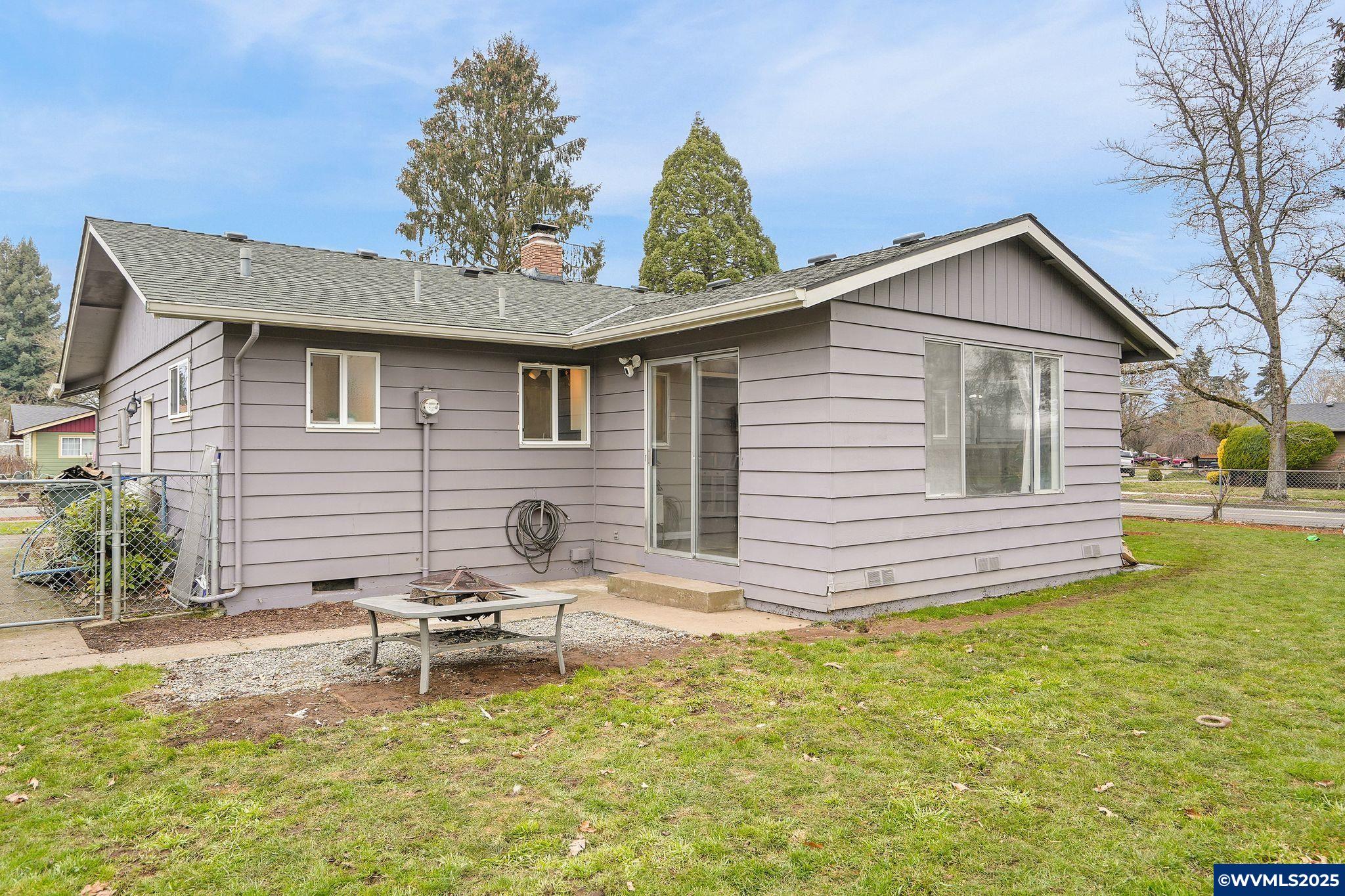 Keizer, Oregon 97303, United States, 3 Bedrooms Bedrooms, ,2 BathroomsBathrooms,Residential,Pending,12087