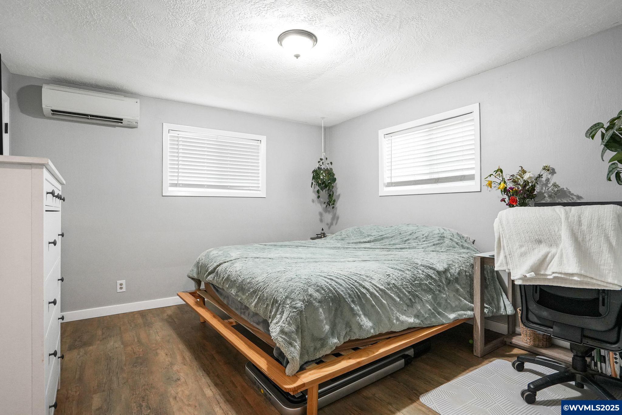 Keizer, Oregon 97303, United States, 3 Bedrooms Bedrooms, ,2 BathroomsBathrooms,Residential,Pending,12087