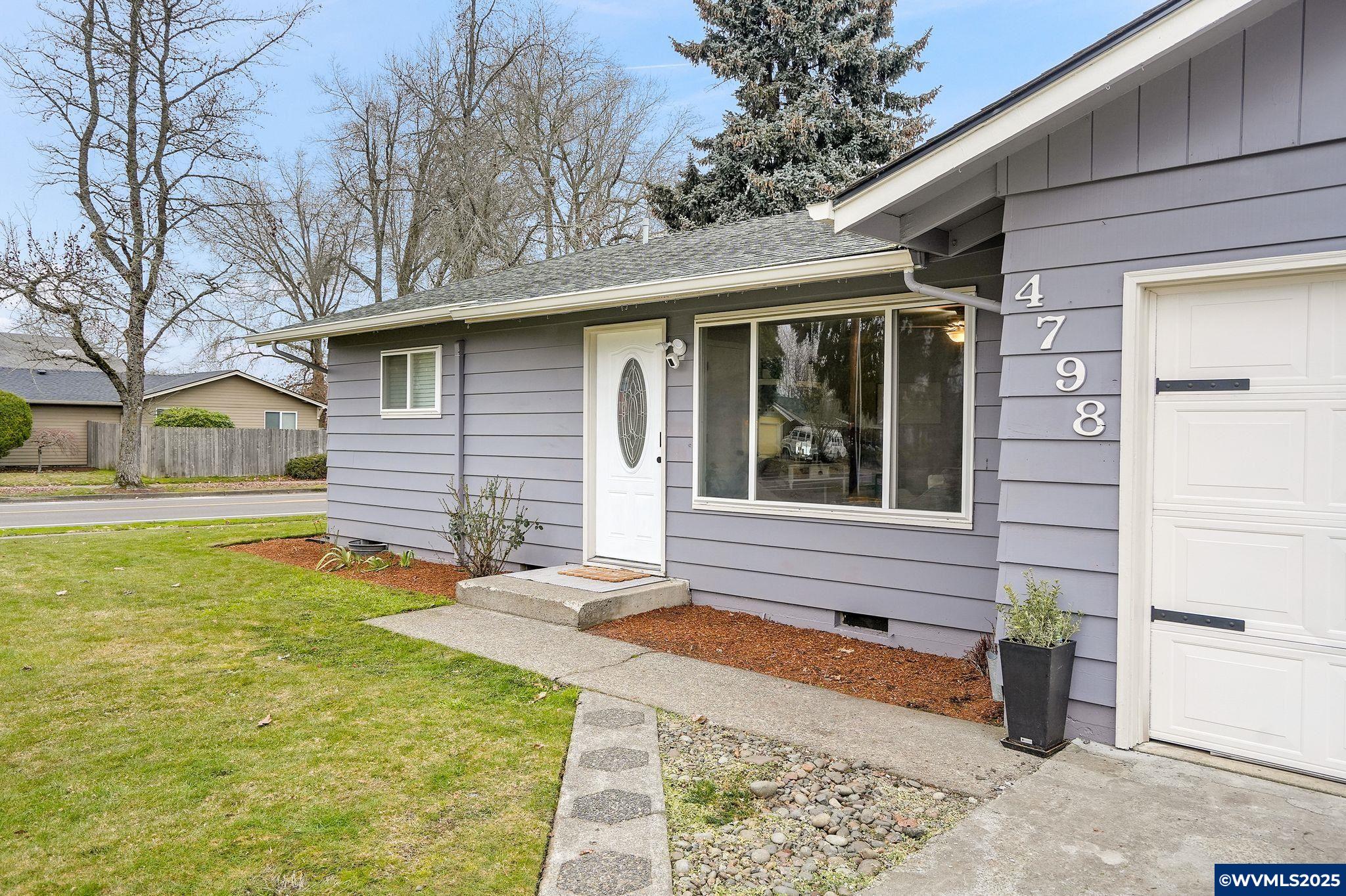 Keizer, Oregon 97303, United States, 3 Bedrooms Bedrooms, ,2 BathroomsBathrooms,Residential,Pending,12087