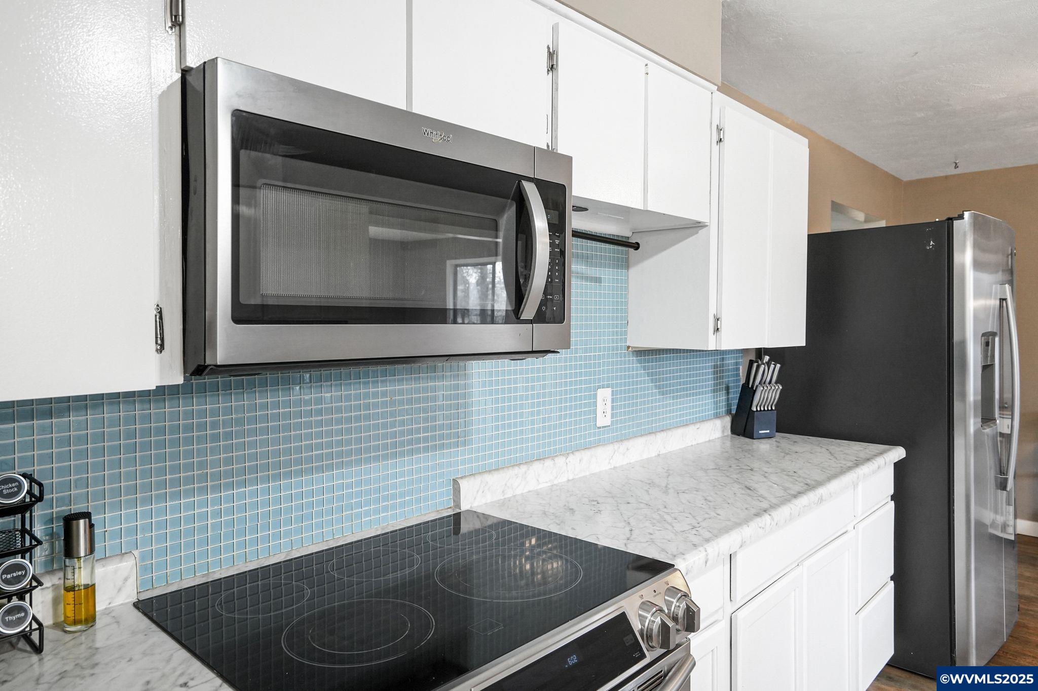 Keizer, Oregon 97303, United States, 3 Bedrooms Bedrooms, ,2 BathroomsBathrooms,Residential,Pending,12087