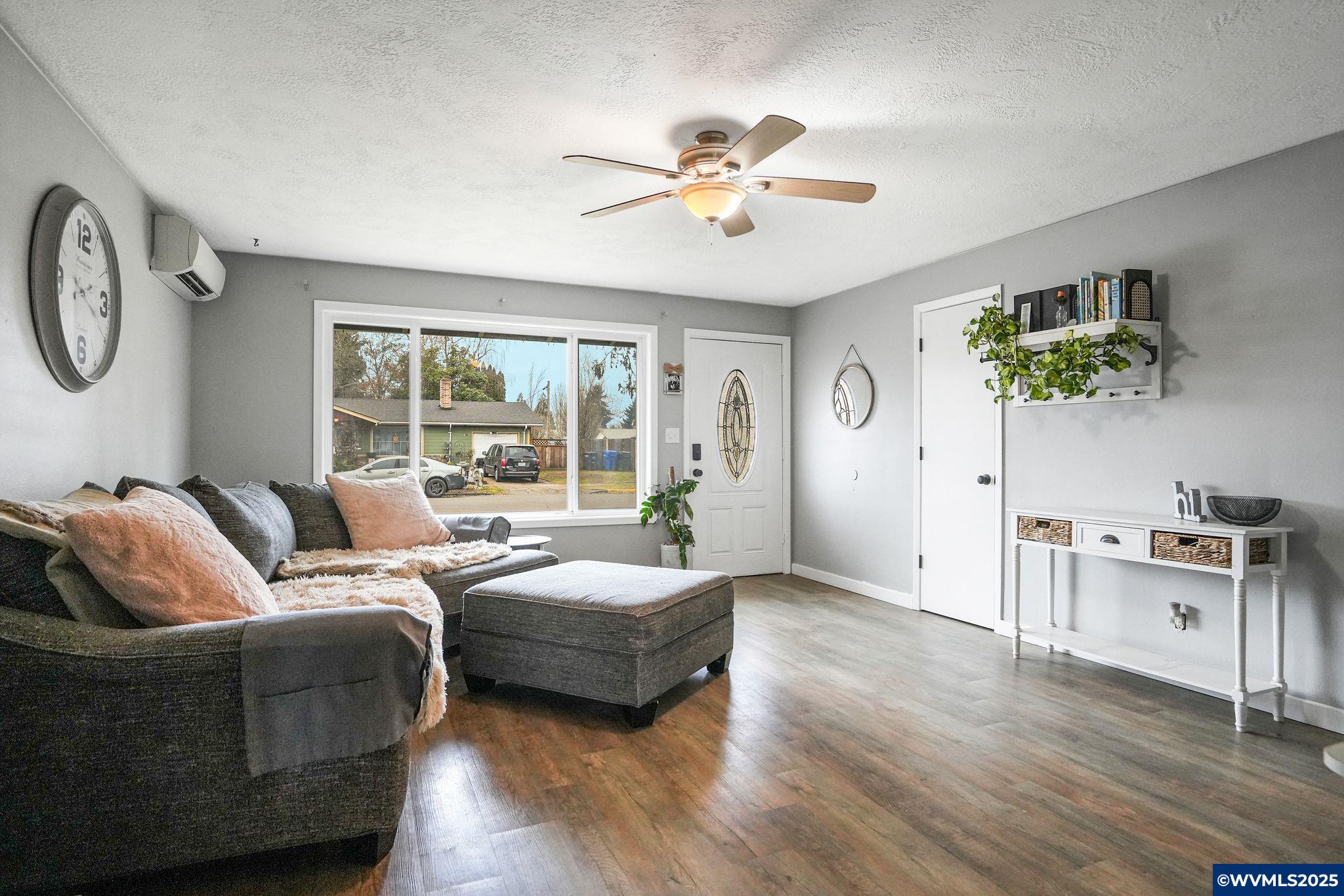 Keizer, Oregon 97303, United States, 3 Bedrooms Bedrooms, ,2 BathroomsBathrooms,Residential,Pending,12087