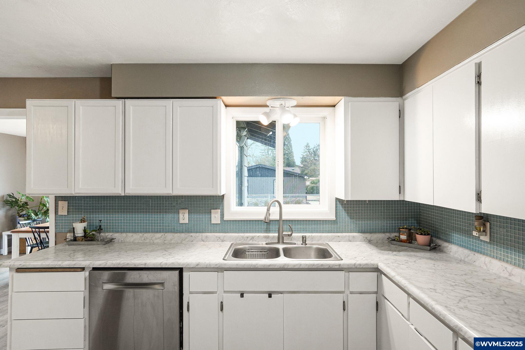 Keizer, Oregon 97303, United States, 3 Bedrooms Bedrooms, ,2 BathroomsBathrooms,Residential,Pending,12087