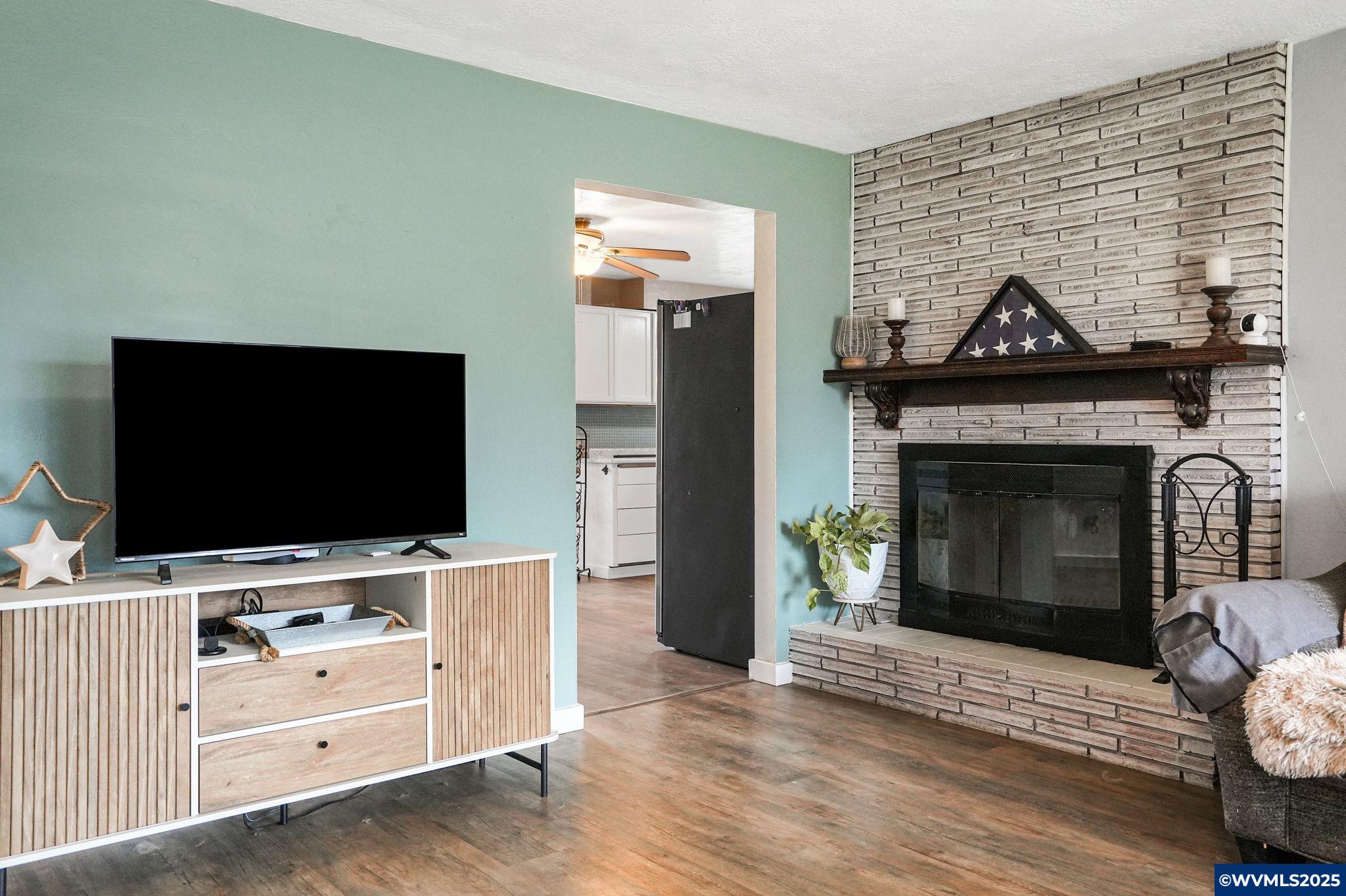 Keizer, Oregon 97303, United States, 3 Bedrooms Bedrooms, ,2 BathroomsBathrooms,Residential,Pending,12087