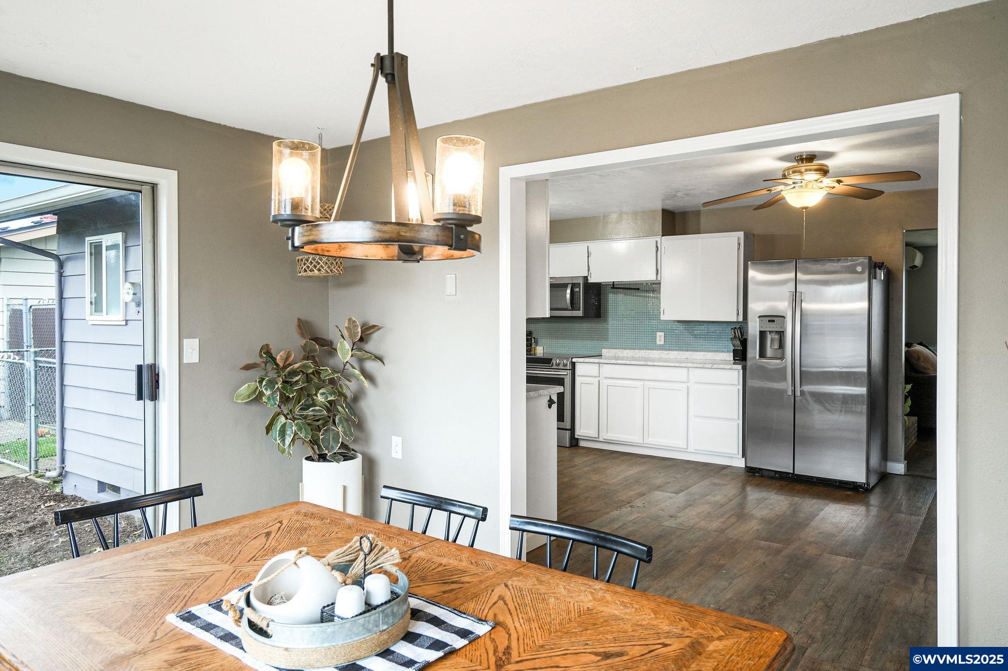 Keizer, Oregon 97303, United States, 3 Bedrooms Bedrooms, ,2 BathroomsBathrooms,Residential,Pending,12087