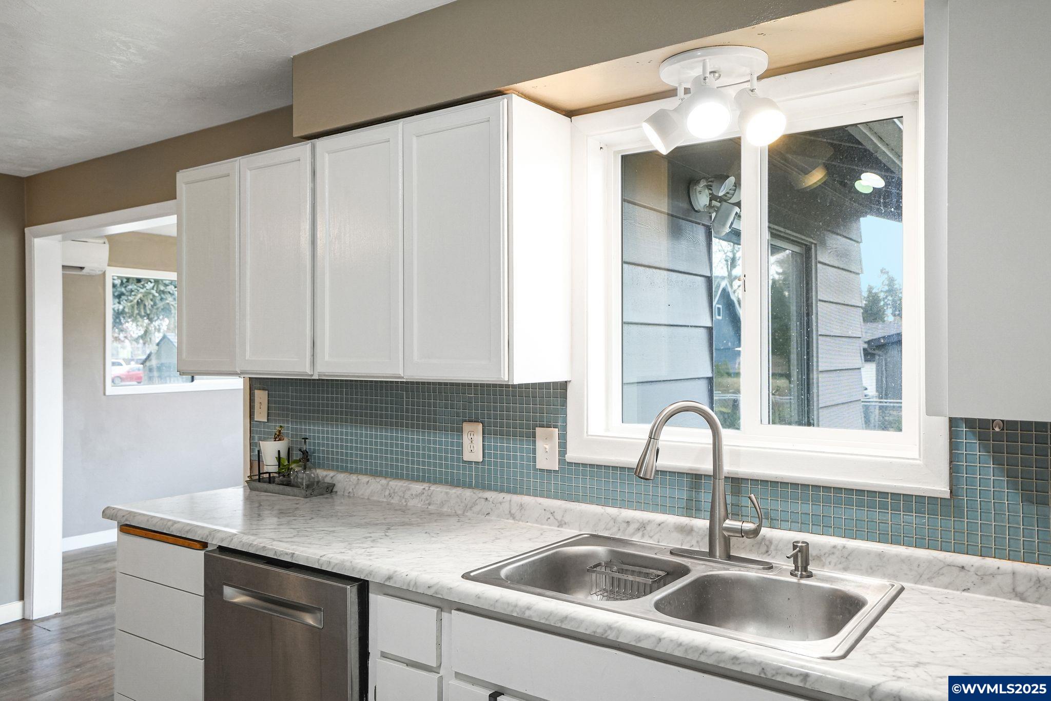 Keizer, Oregon 97303, United States, 3 Bedrooms Bedrooms, ,2 BathroomsBathrooms,Residential,Pending,12087