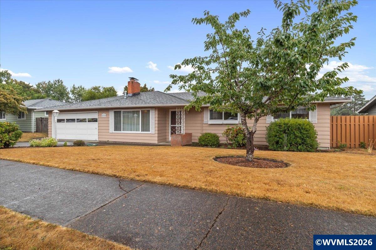 450 NW Ponderosa Av