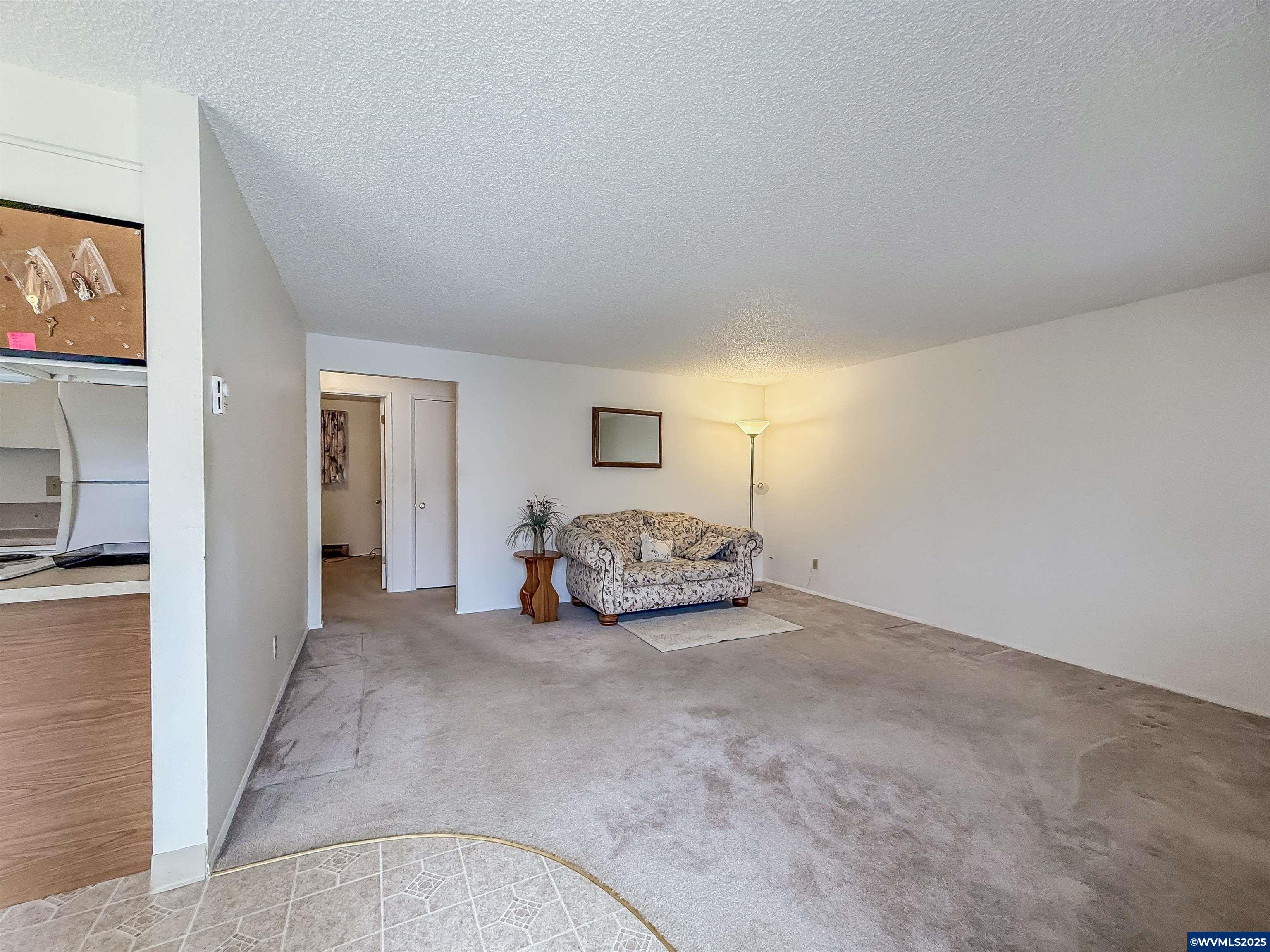 775 Boone Rd SE