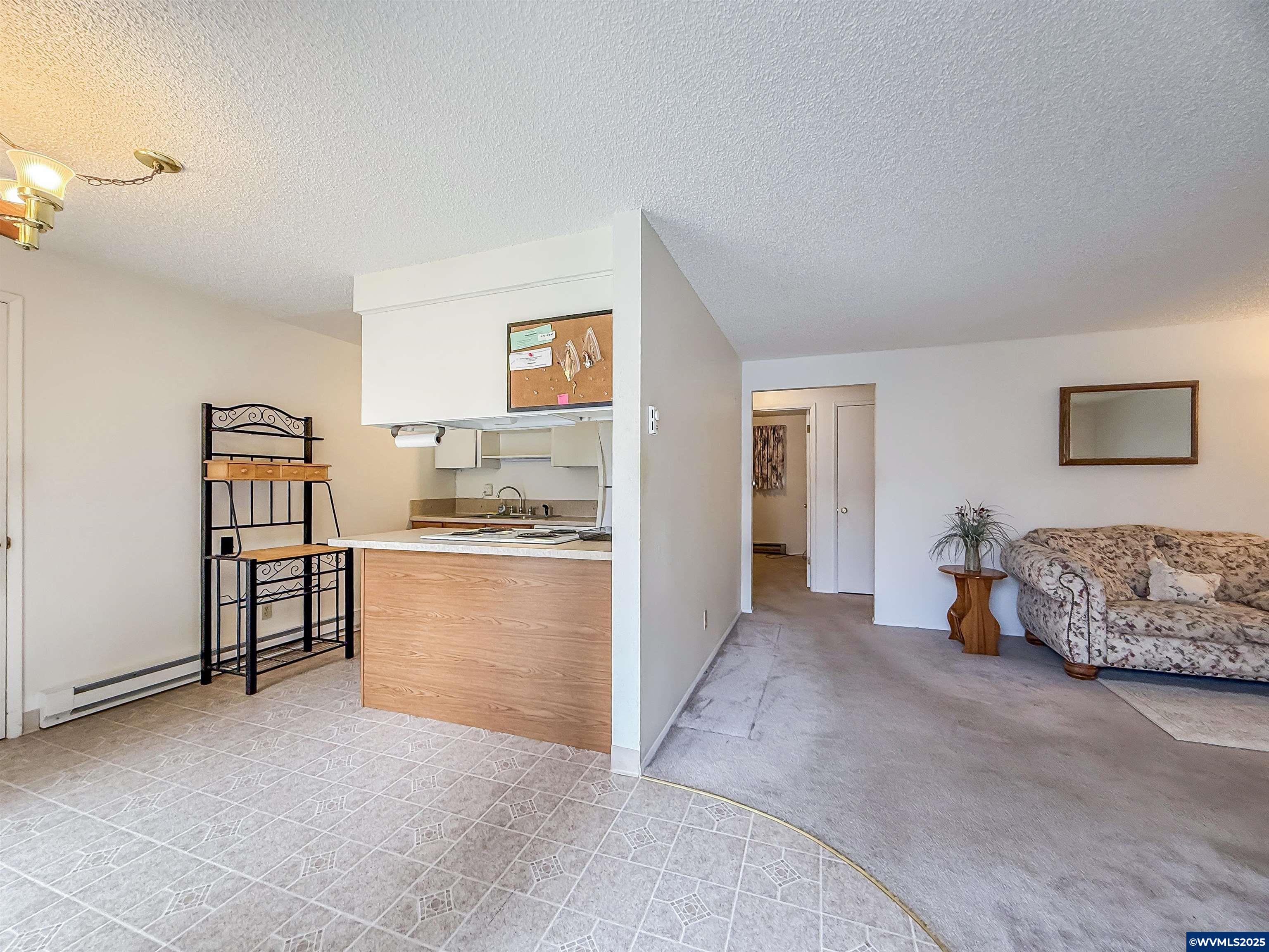 775 Boone Rd SE