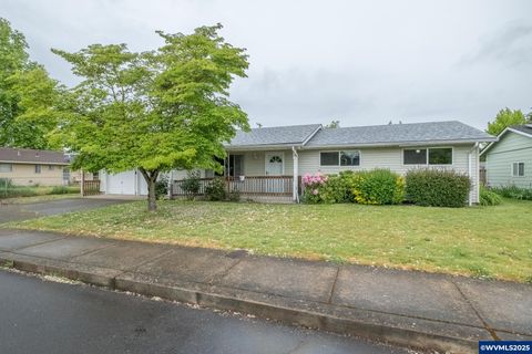 2913 28th Av SE Albany OR 97322