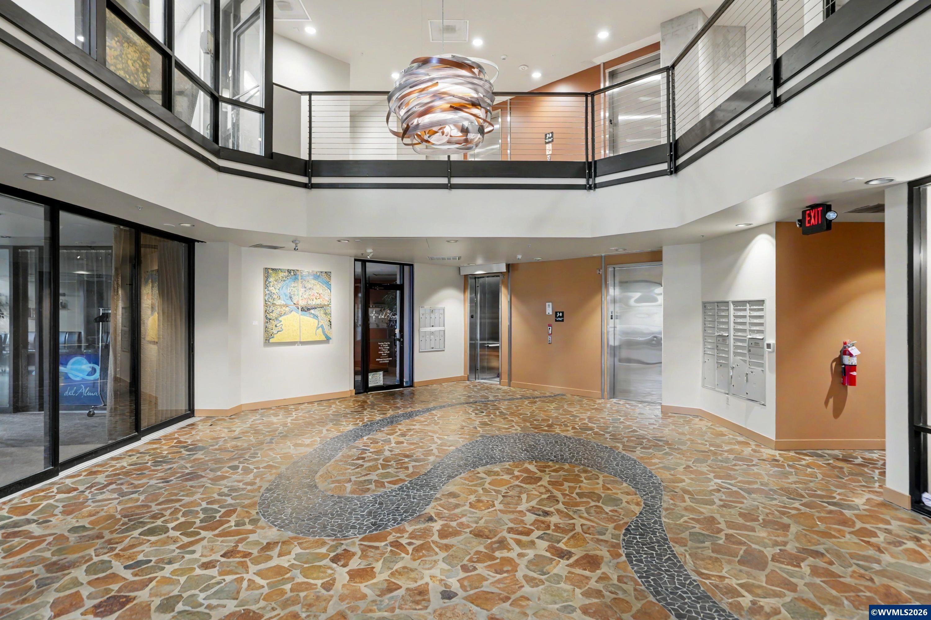 136 SW Washington #702 Av