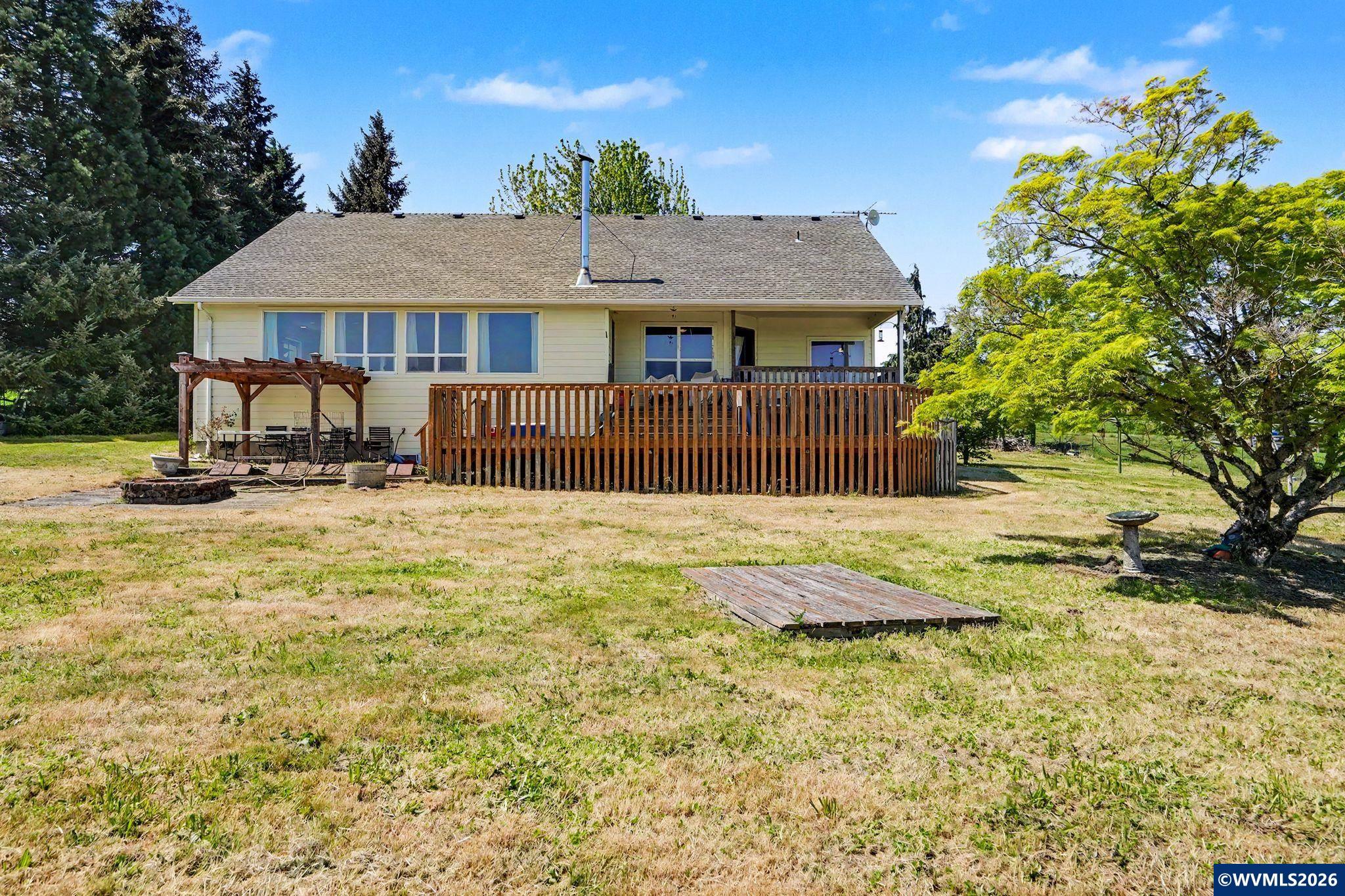 22570 Ponderosa Ln SE