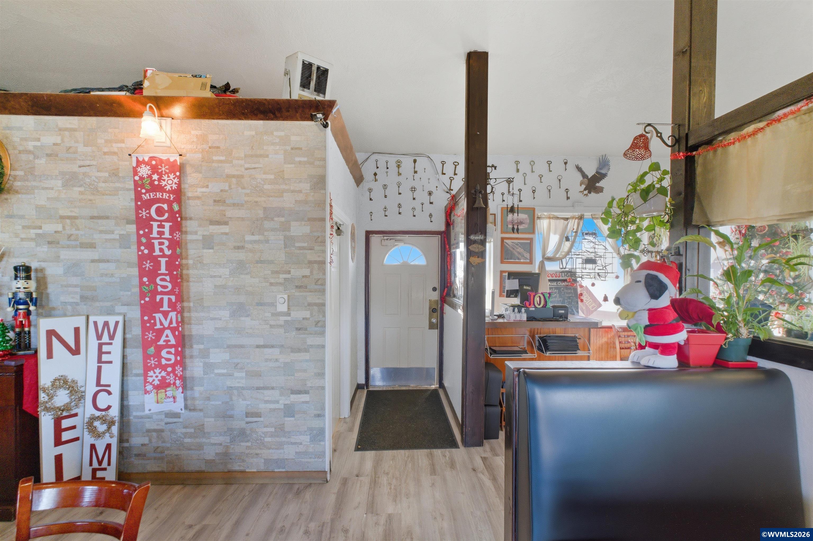 1185 NE Mill (-1165) St