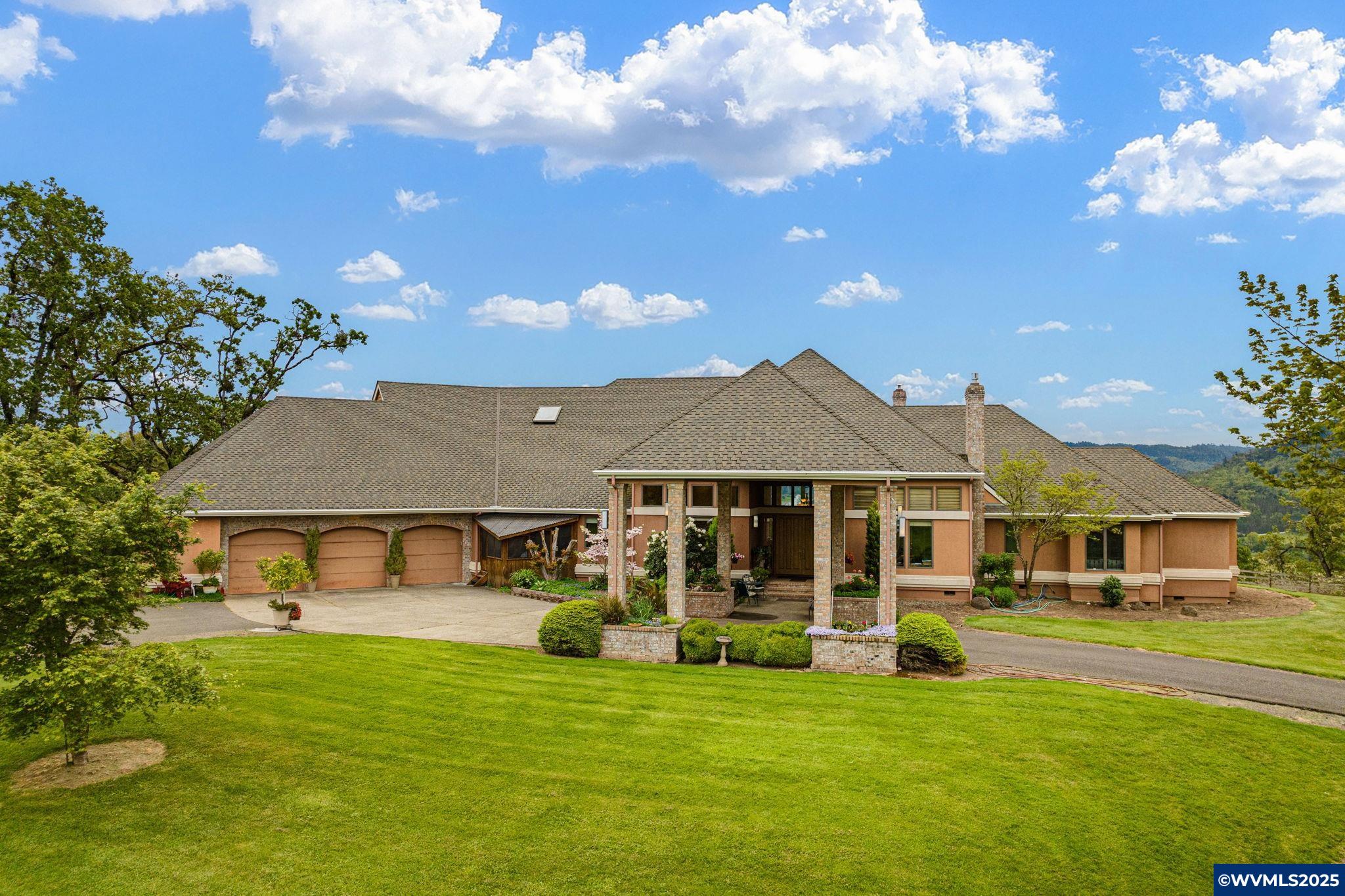375 Bella Hills Dr