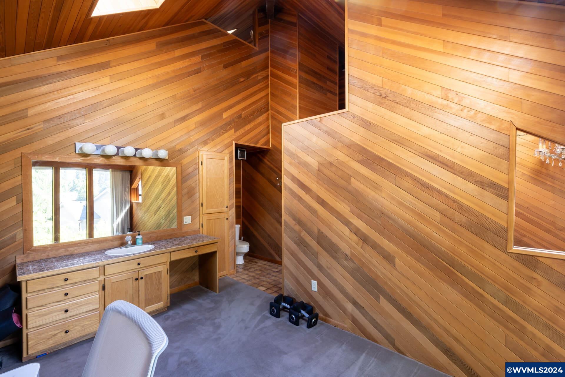 Salem, Oregon 97306, United States, 4 Bedrooms Bedrooms, ,3 BathroomsBathrooms,Residential,Pending,25553