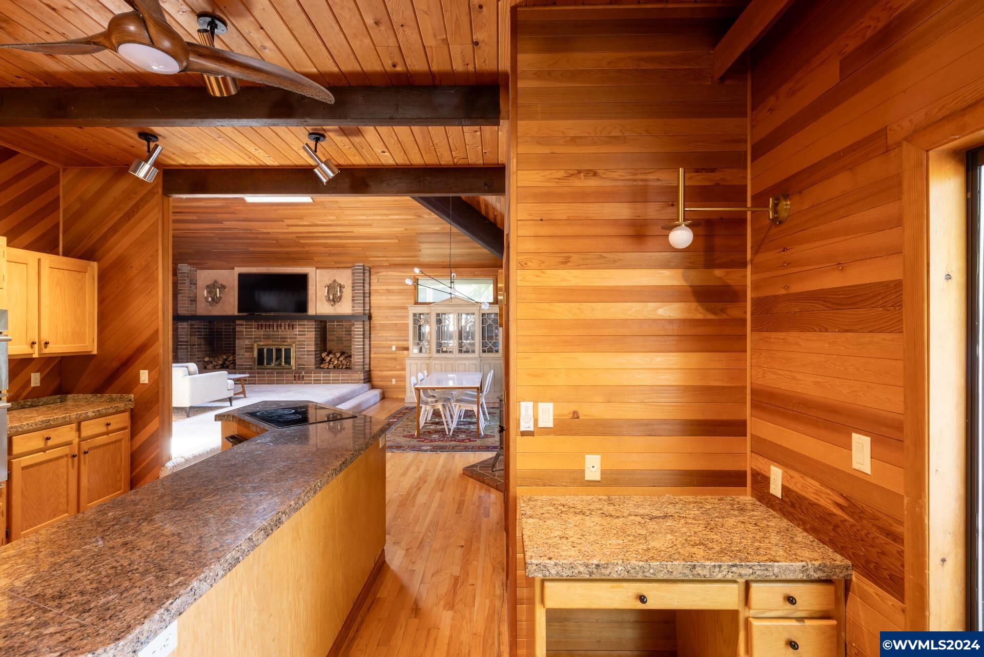 Salem, Oregon 97306, United States, 4 Bedrooms Bedrooms, ,3 BathroomsBathrooms,Residential,Pending,25553