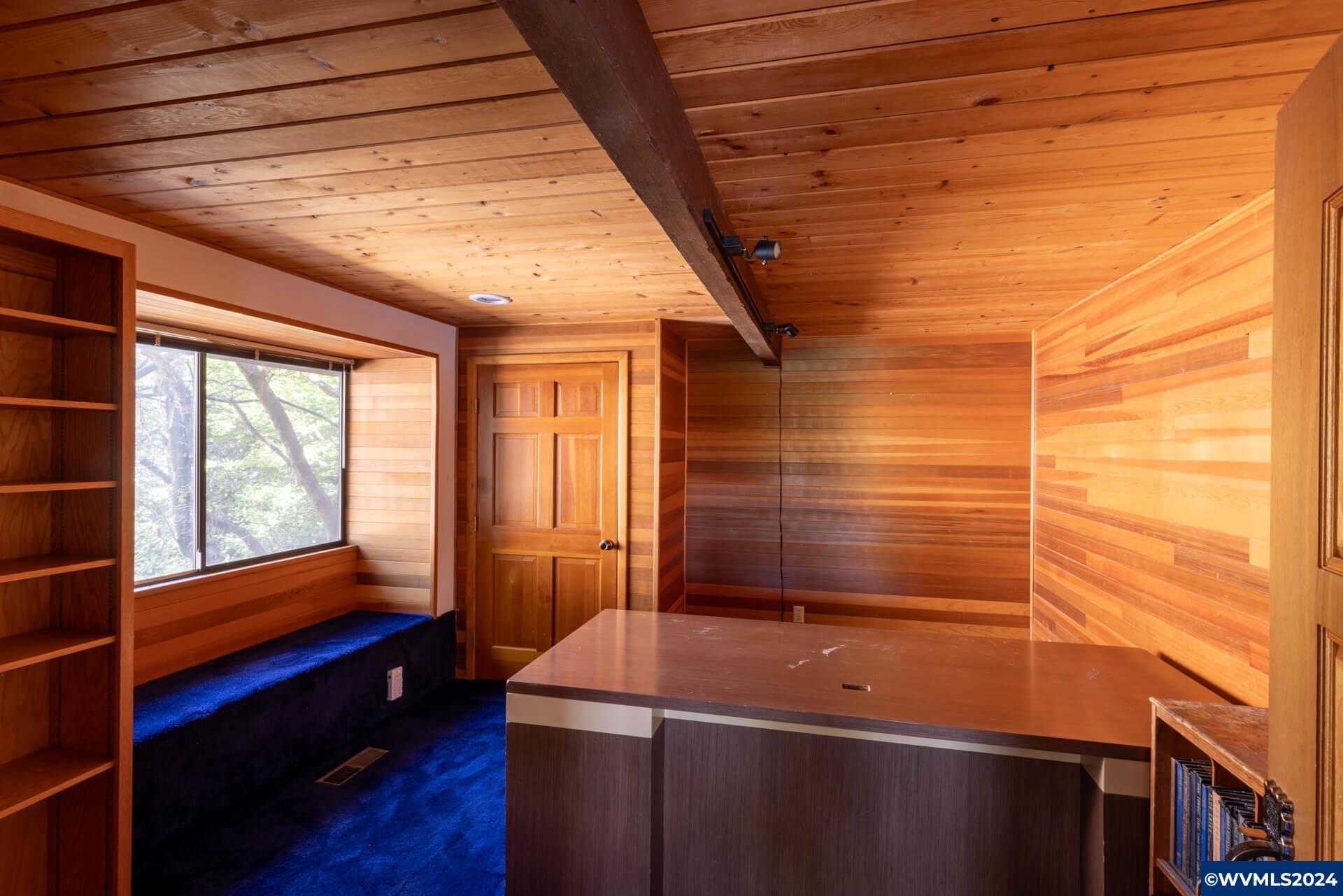 Salem, Oregon 97306, United States, 4 Bedrooms Bedrooms, ,3 BathroomsBathrooms,Residential,Pending,25553