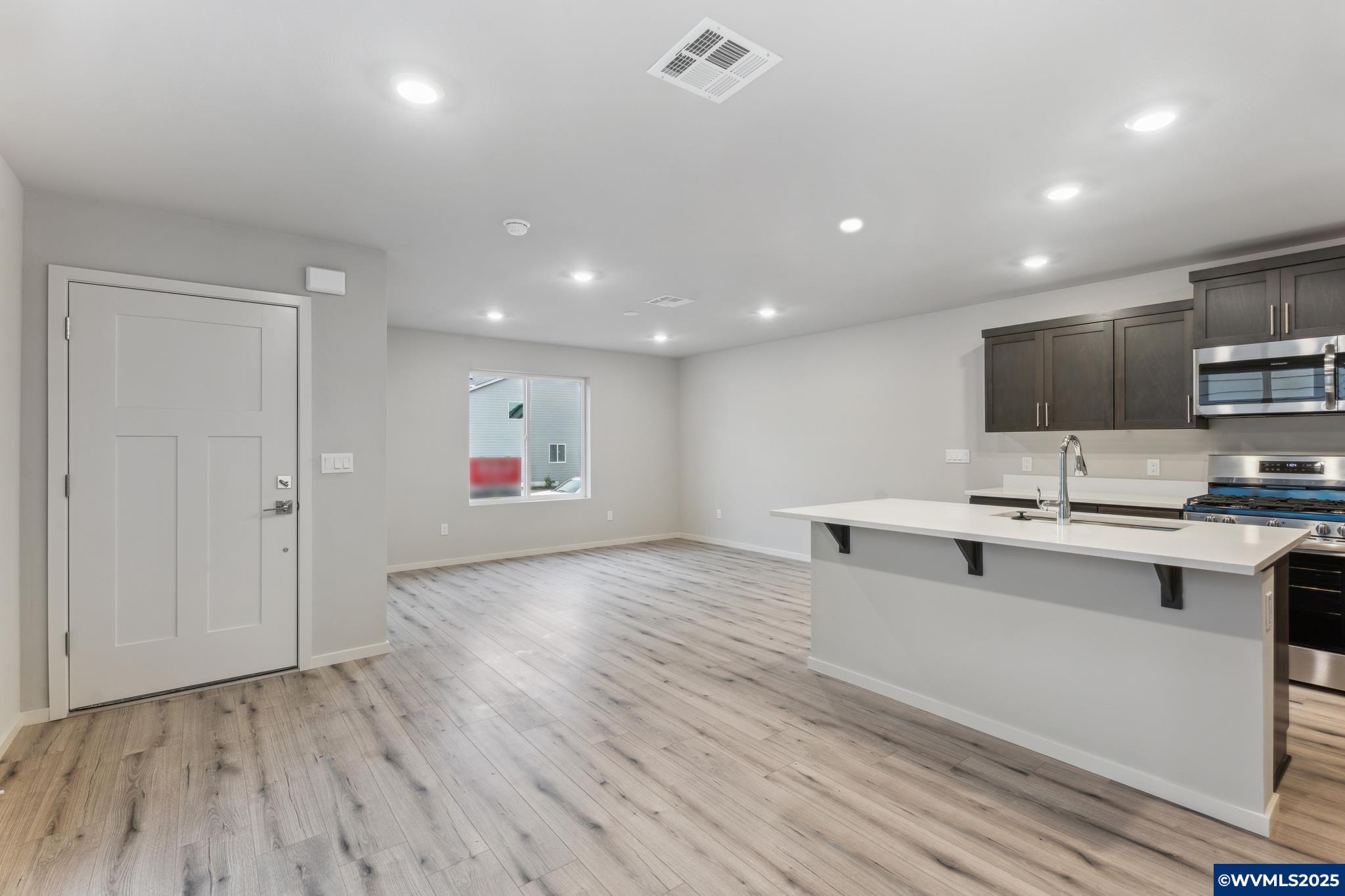 603 Merriott Ln