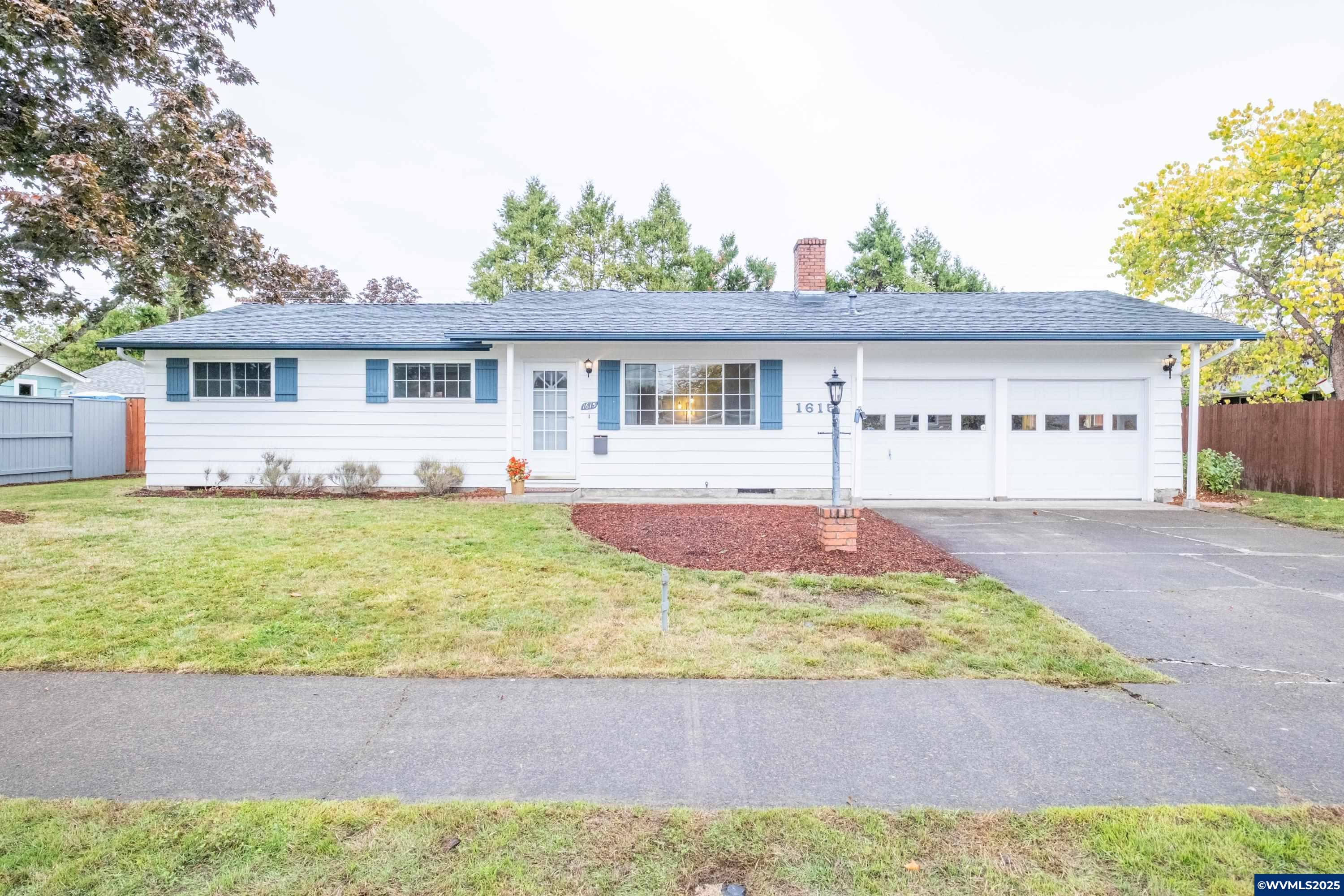 1615 NW Arthur Cir