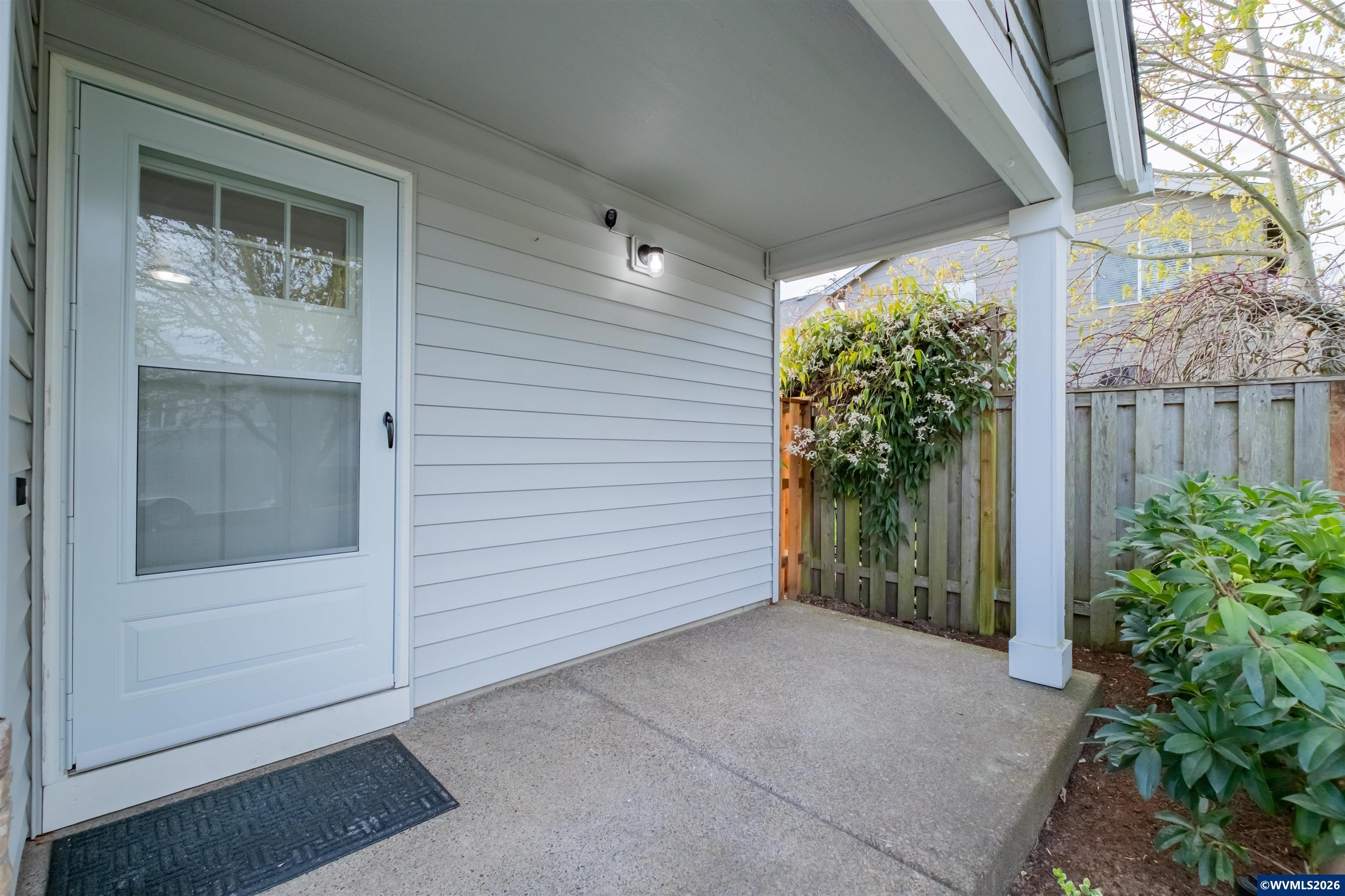 3191 SE Sternwheeler Dr