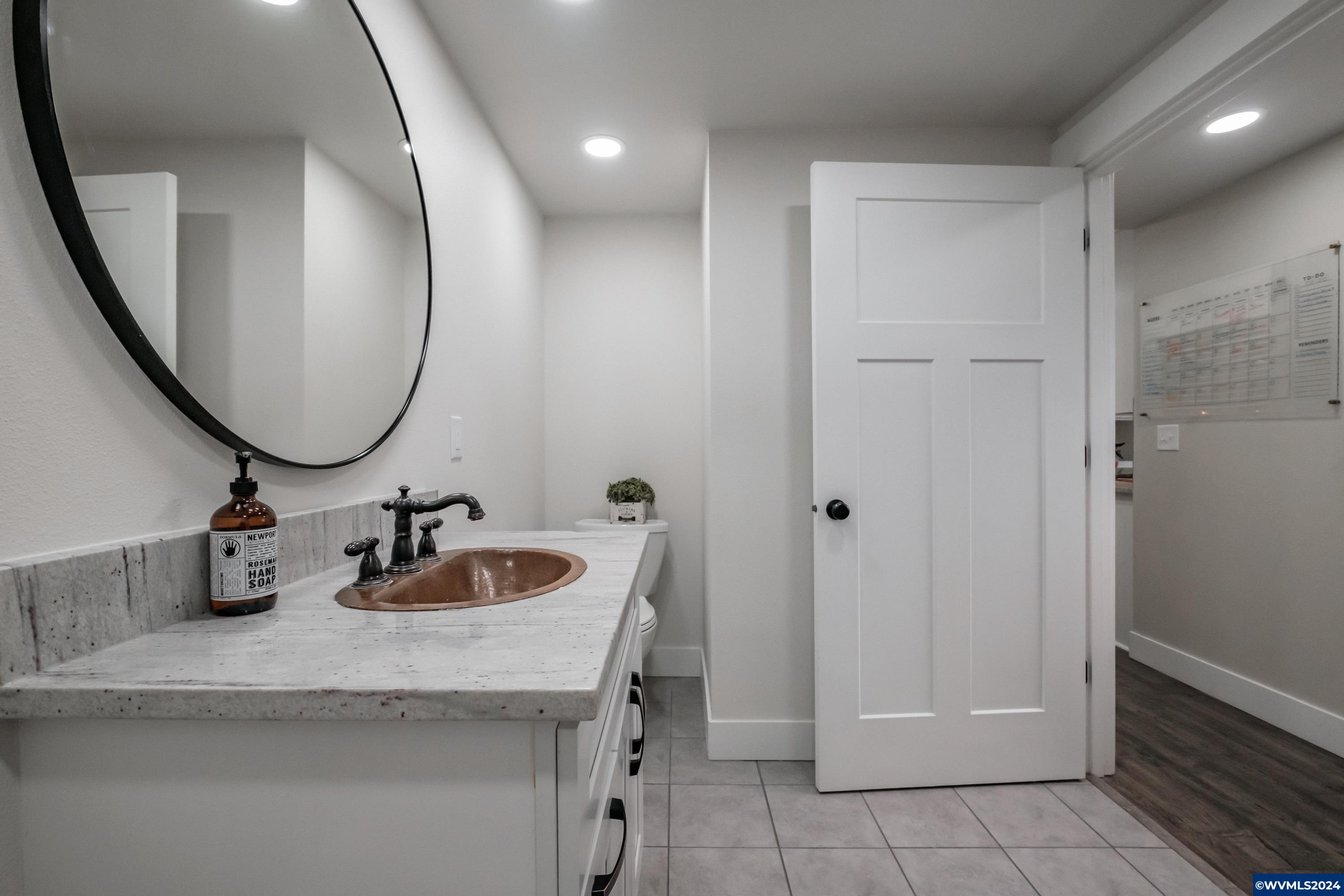 Gervais, Oregon 97026, United States, 4 Bedrooms Bedrooms, ,3 BathroomsBathrooms,Residential,Pending,24630