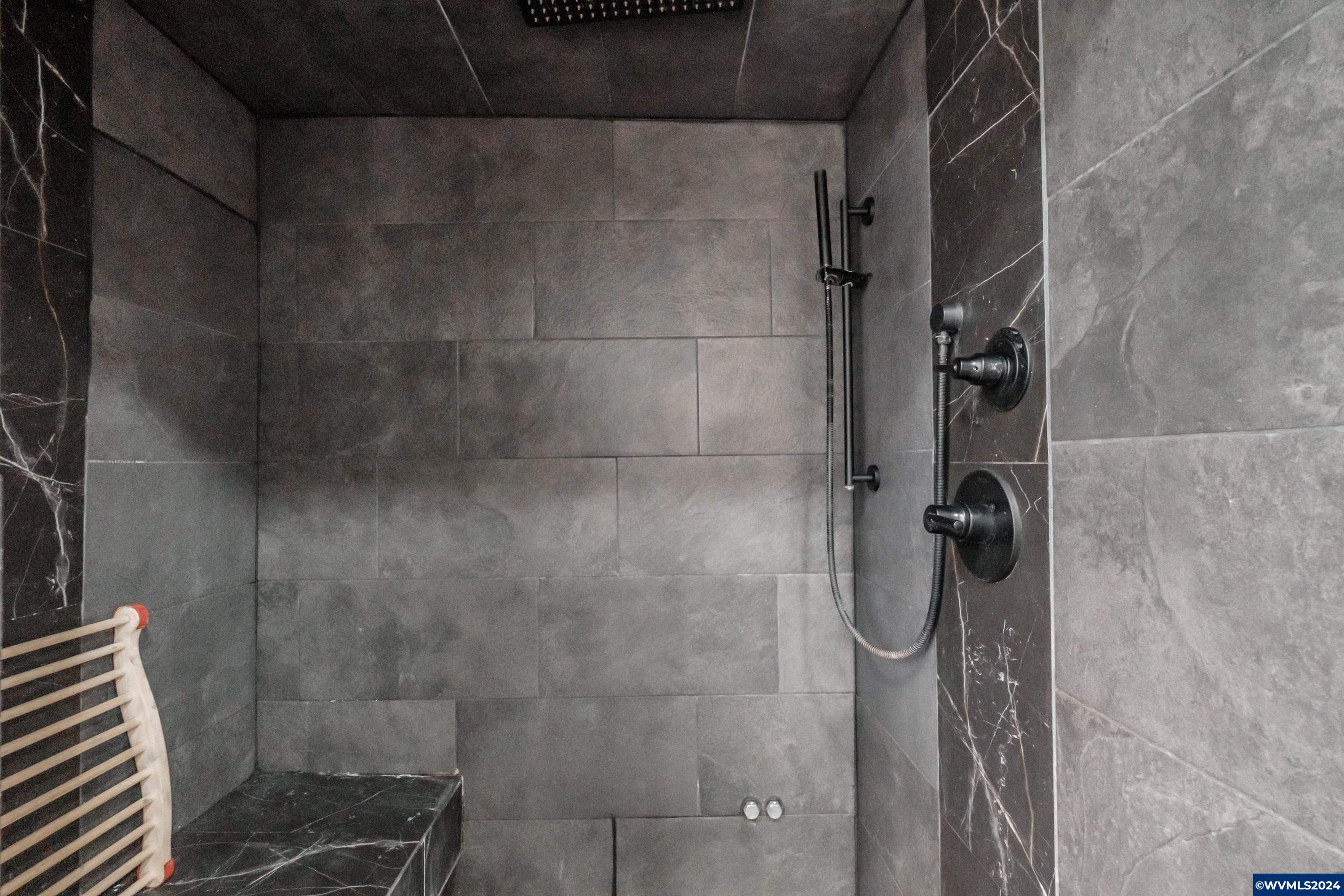 Gervais, Oregon 97026, United States, 4 Bedrooms Bedrooms, ,3 BathroomsBathrooms,Residential,Pending,24630