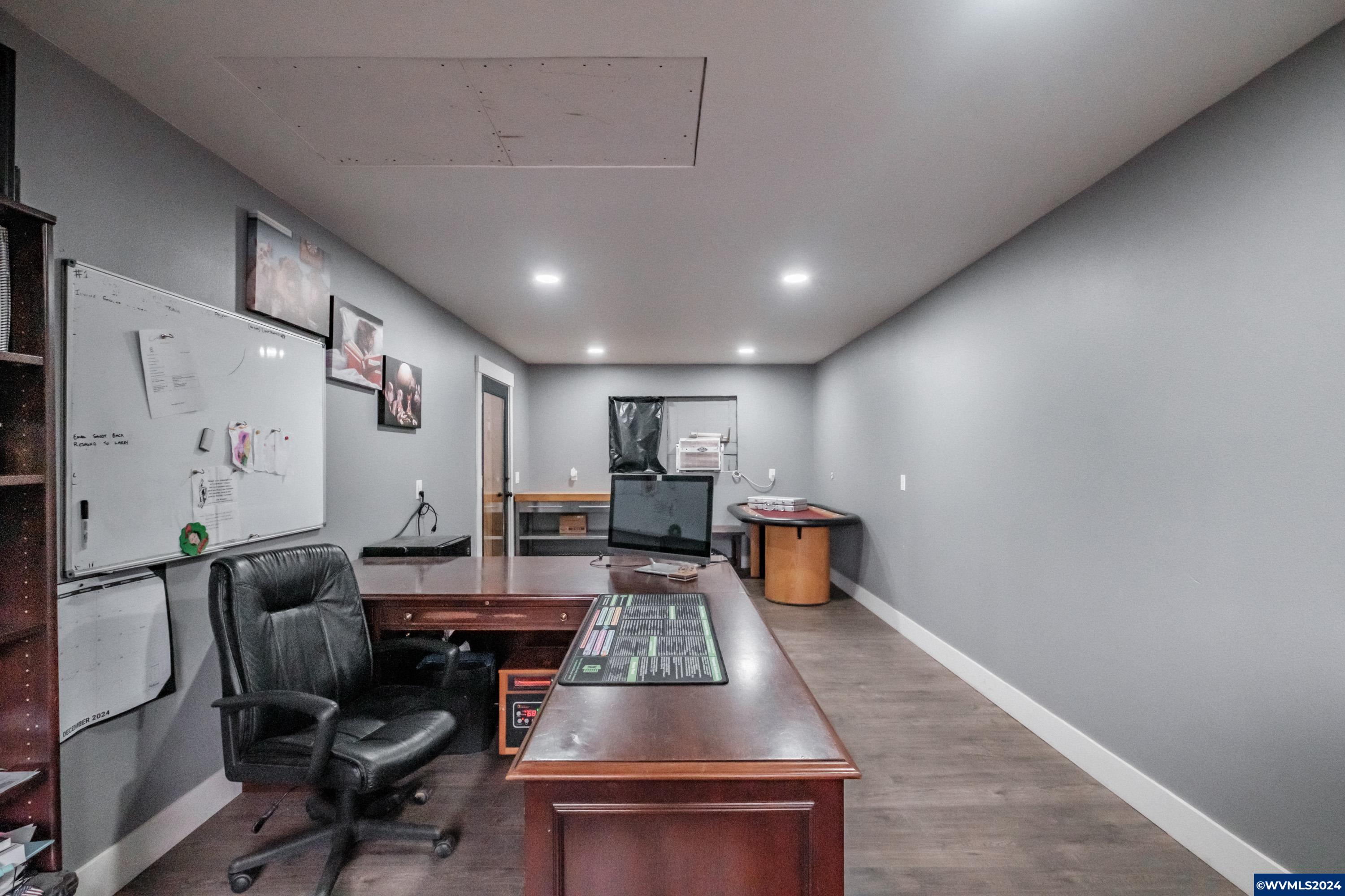 Gervais, Oregon 97026, United States, 4 Bedrooms Bedrooms, ,3 BathroomsBathrooms,Residential,Pending,24630