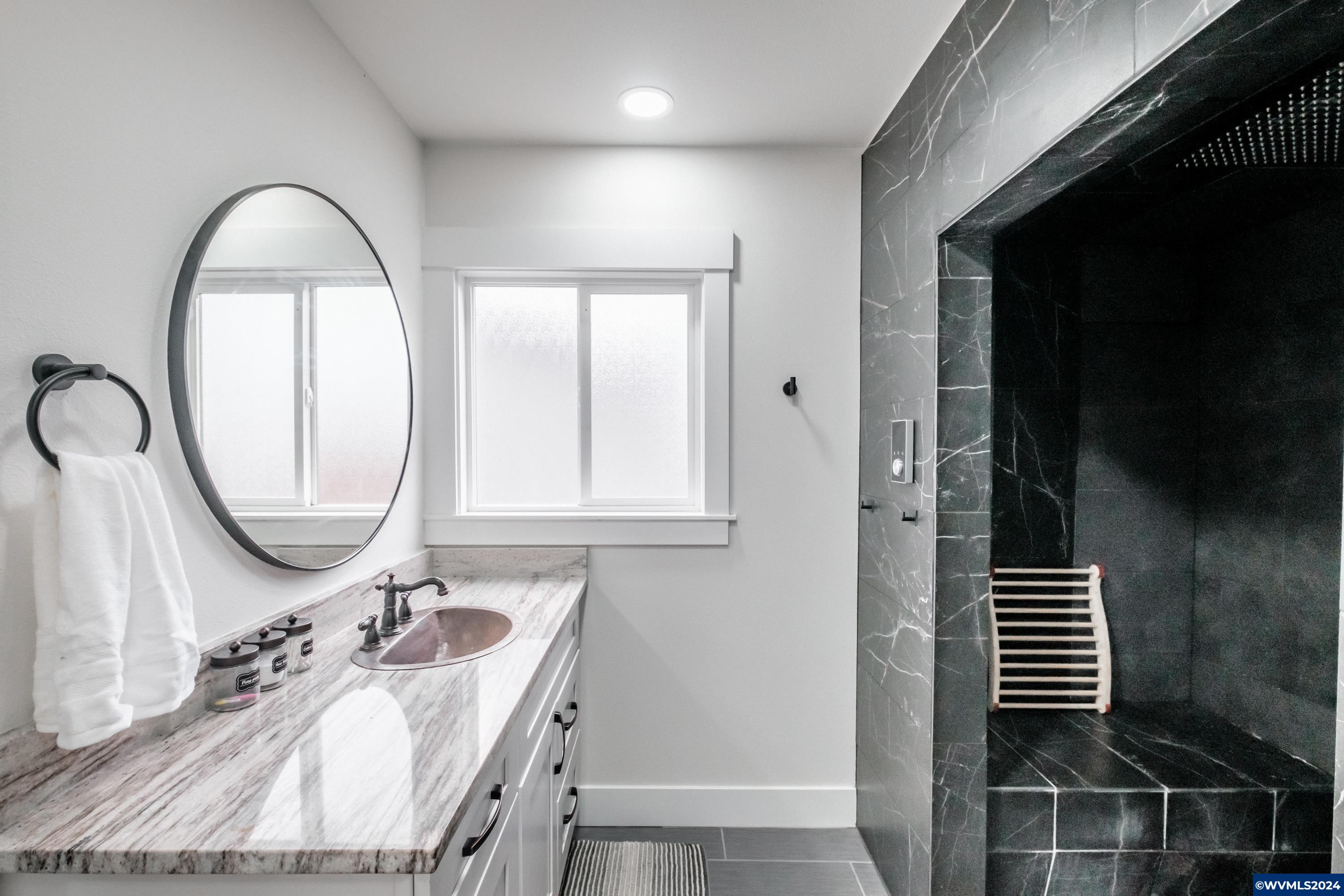 Gervais, Oregon 97026, United States, 4 Bedrooms Bedrooms, ,3 BathroomsBathrooms,Residential,Pending,24630