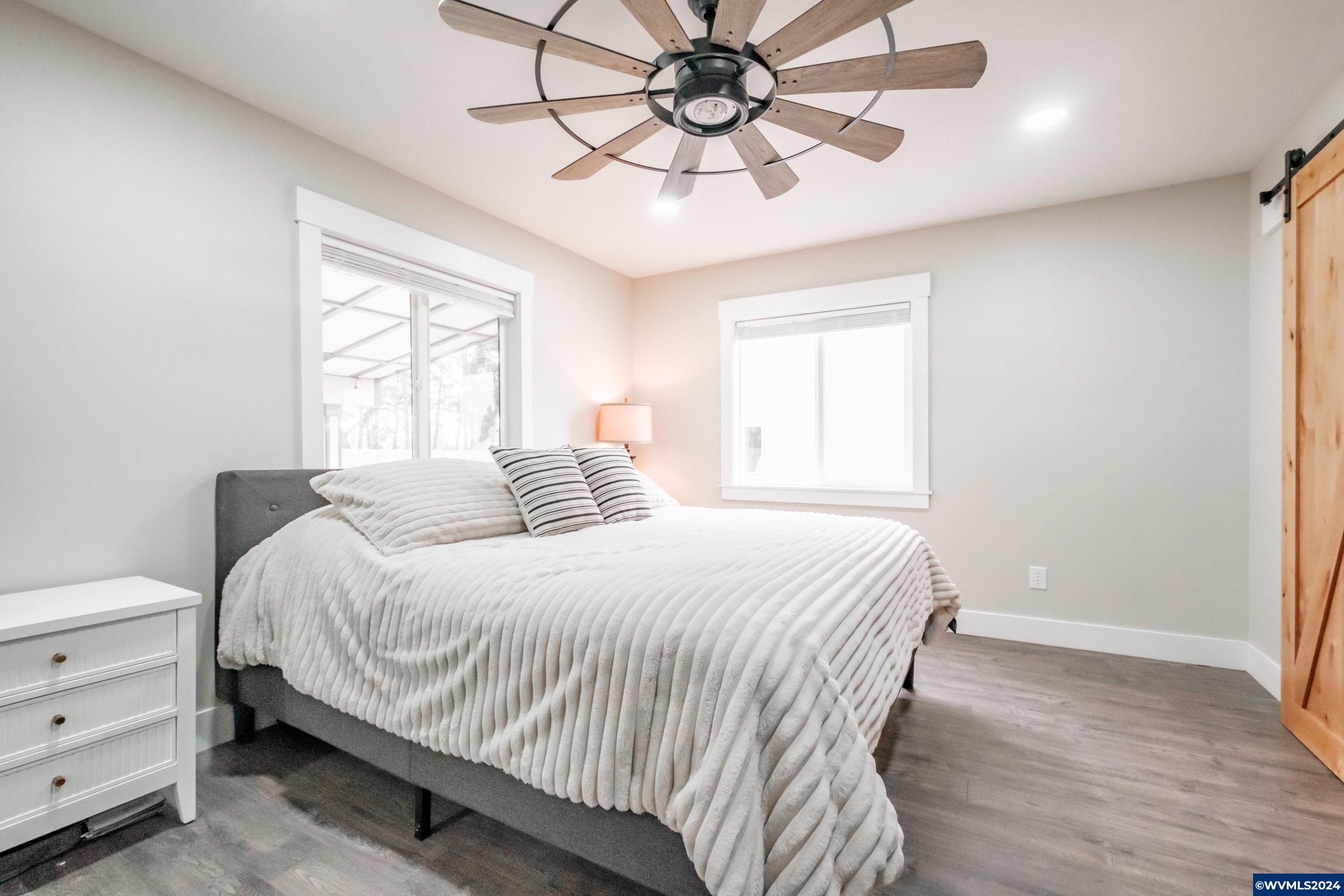 Gervais, Oregon 97026, United States, 4 Bedrooms Bedrooms, ,3 BathroomsBathrooms,Residential,Pending,24630