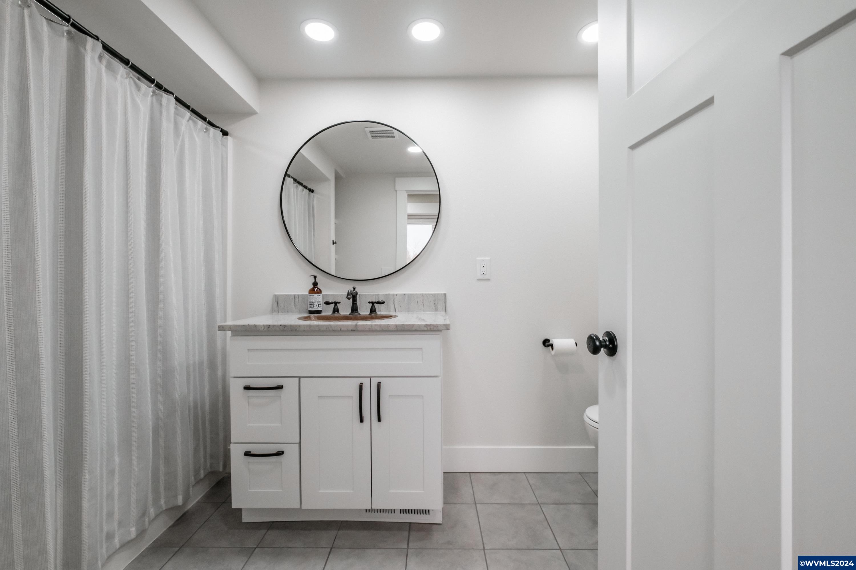 Gervais, Oregon 97026, United States, 4 Bedrooms Bedrooms, ,3 BathroomsBathrooms,Residential,Pending,24630